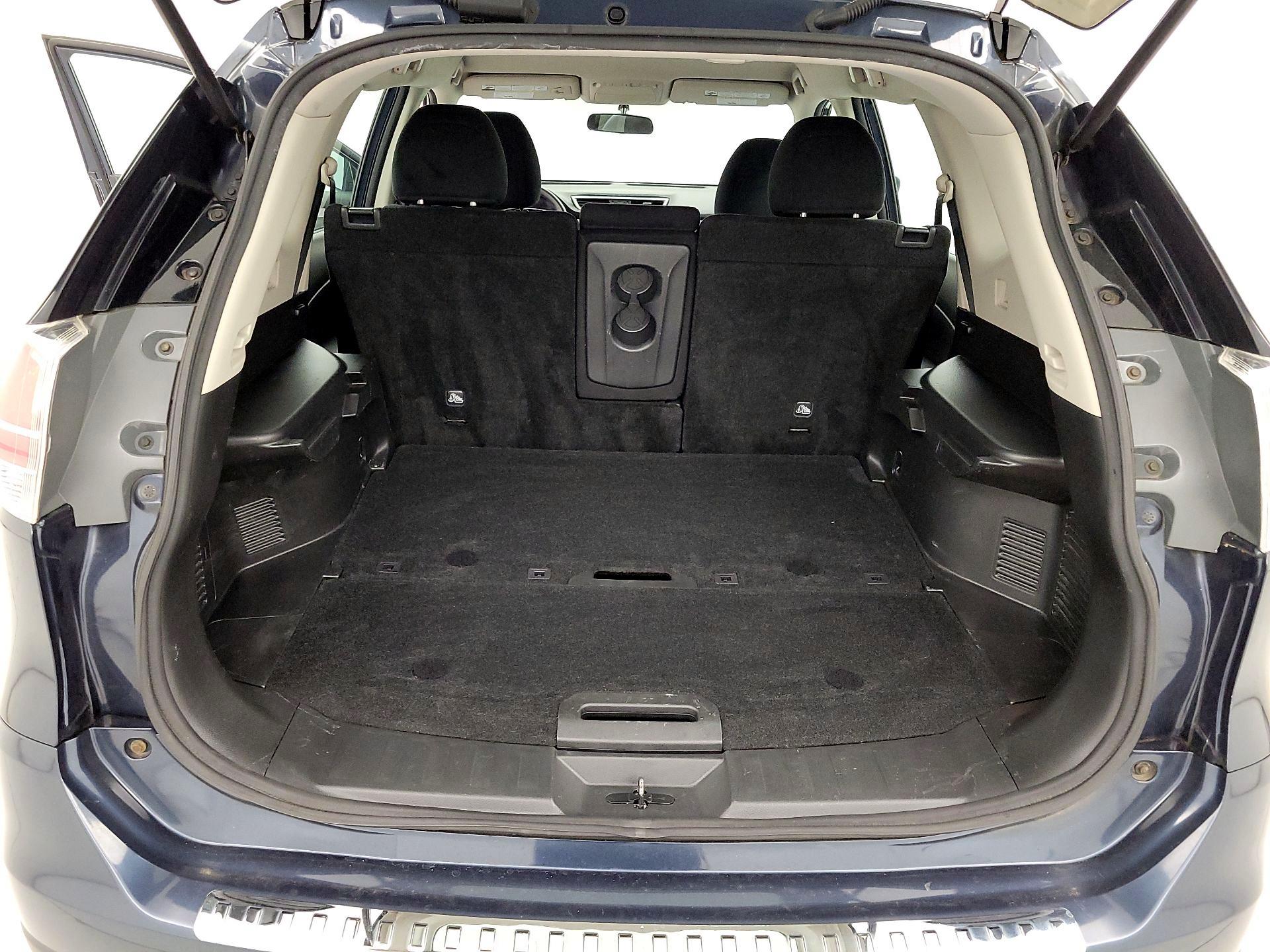 Thumbnail: 2016 Nissan Rogue - 20