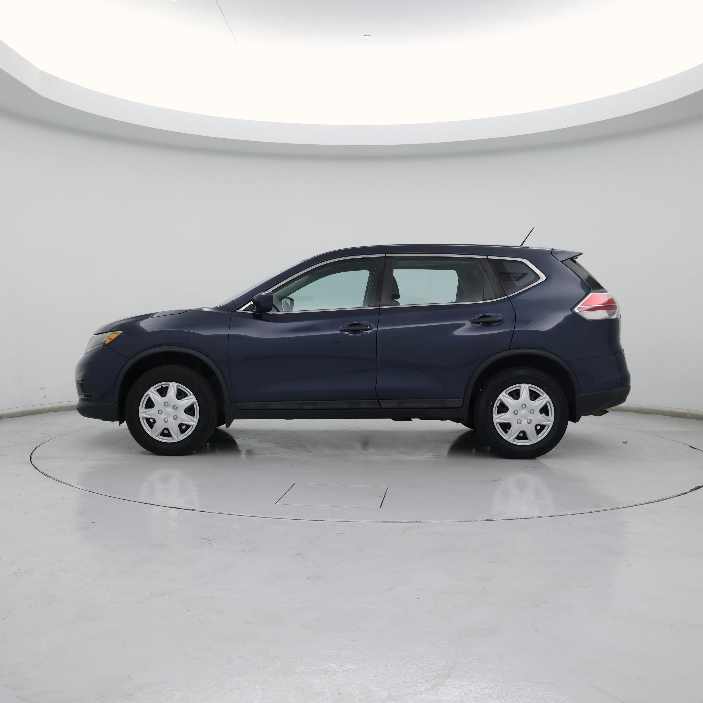 Thumbnail: 2016 Nissan Rogue - 3