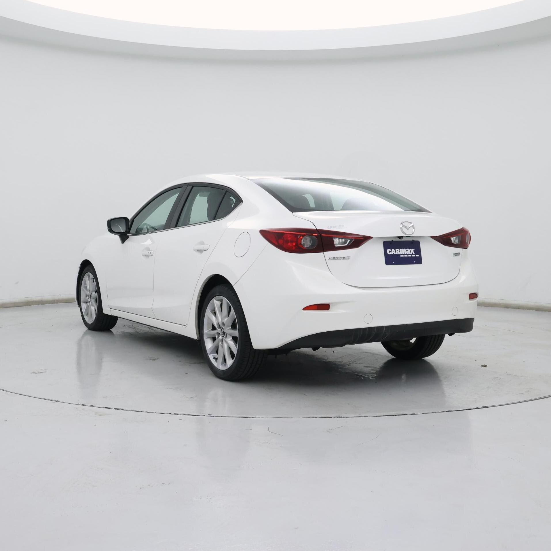 Thumbnail: 2017 Mazda Mazda3 - 2