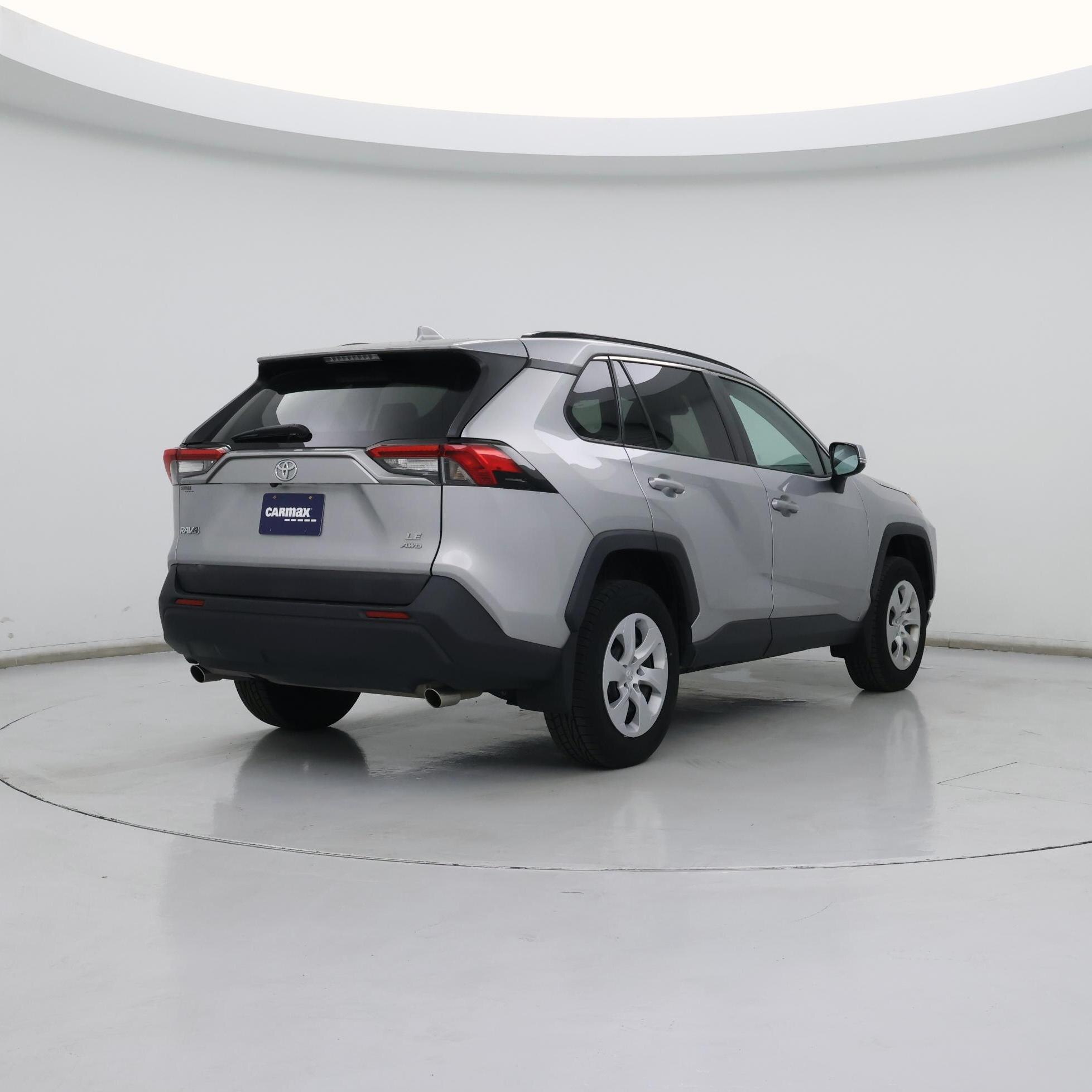 Thumbnail: 2019 Toyota RAV4 - 8