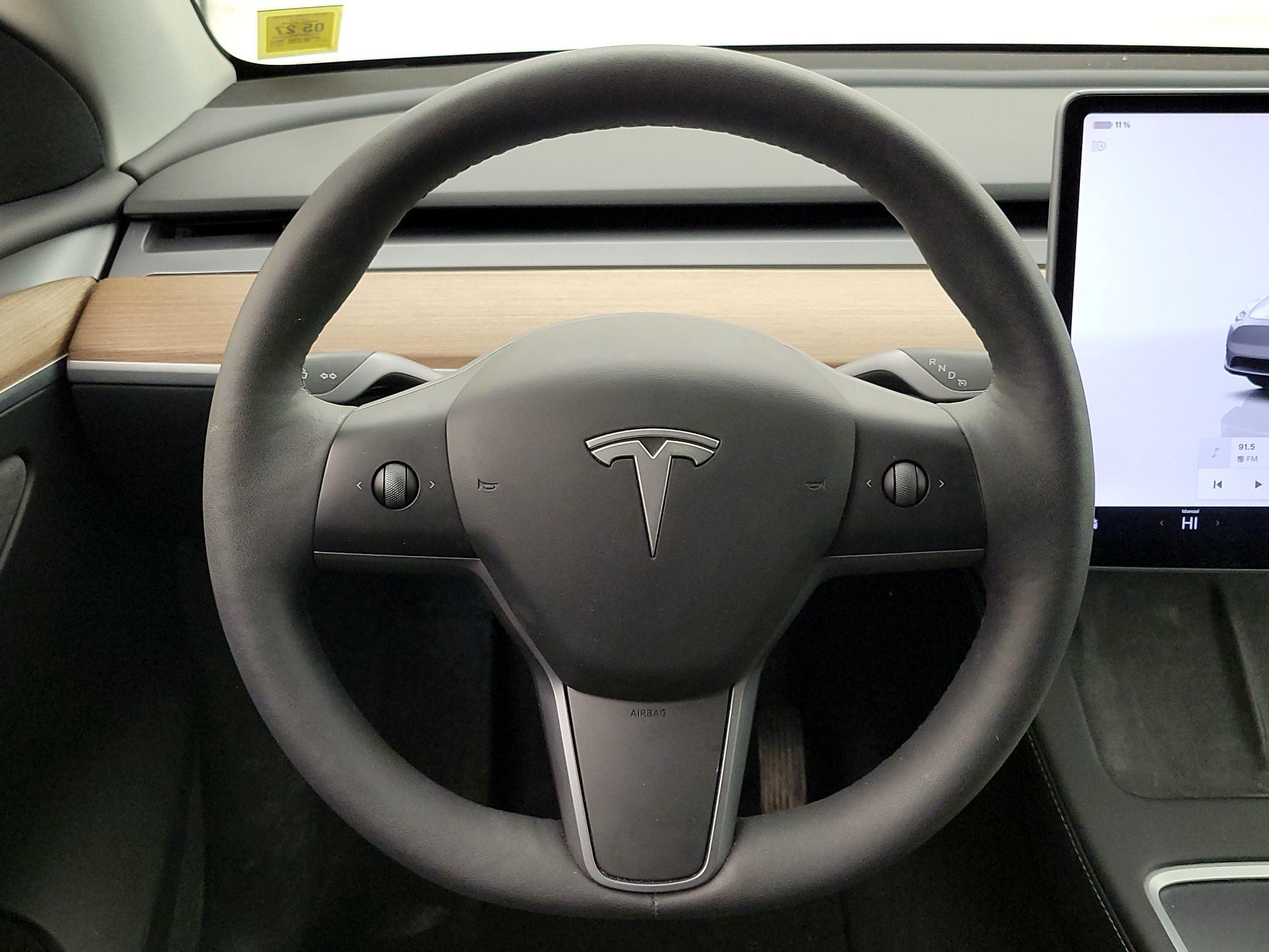 Thumbnail: 2023 Tesla Model Y - 10
