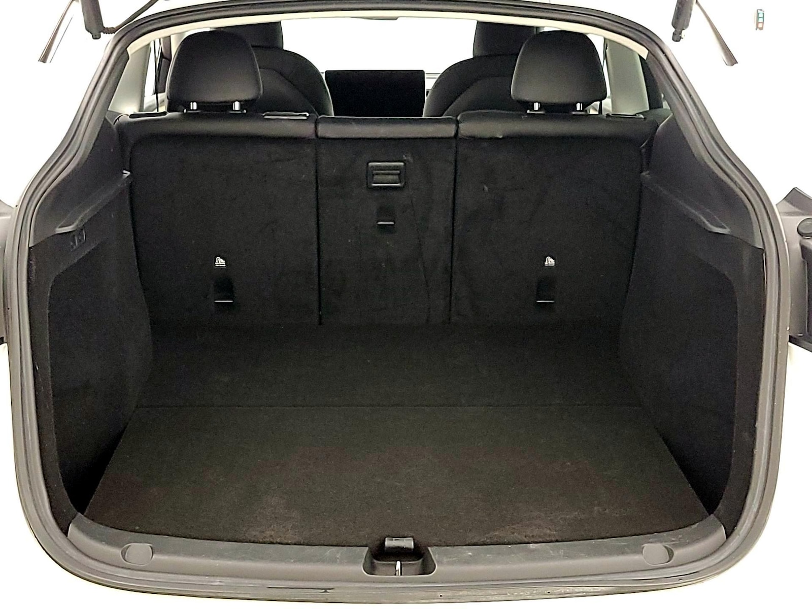2023 Tesla Model Y Long Range - Photo 21