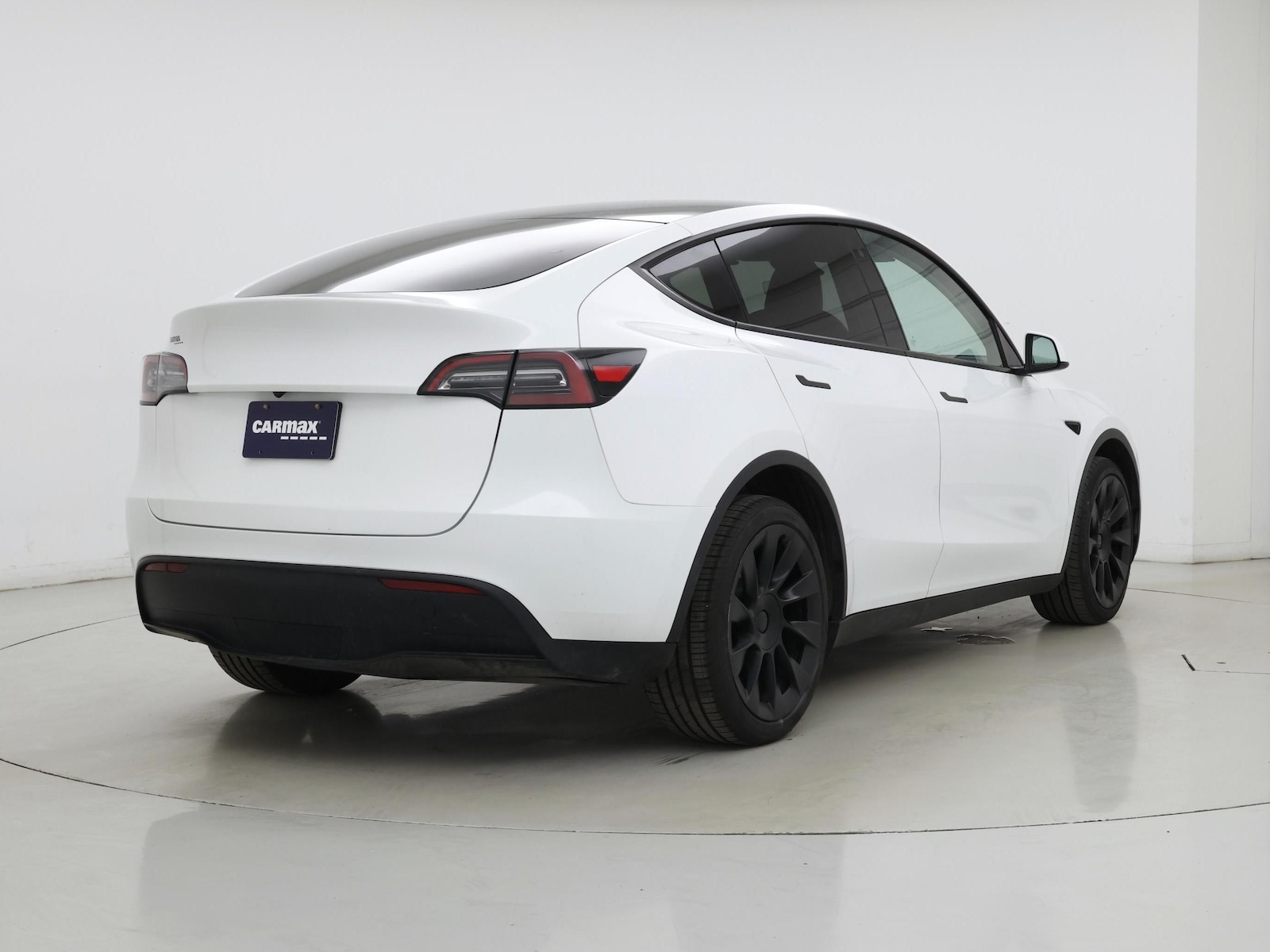 2023 Tesla Model Y Long Range - Photo 9