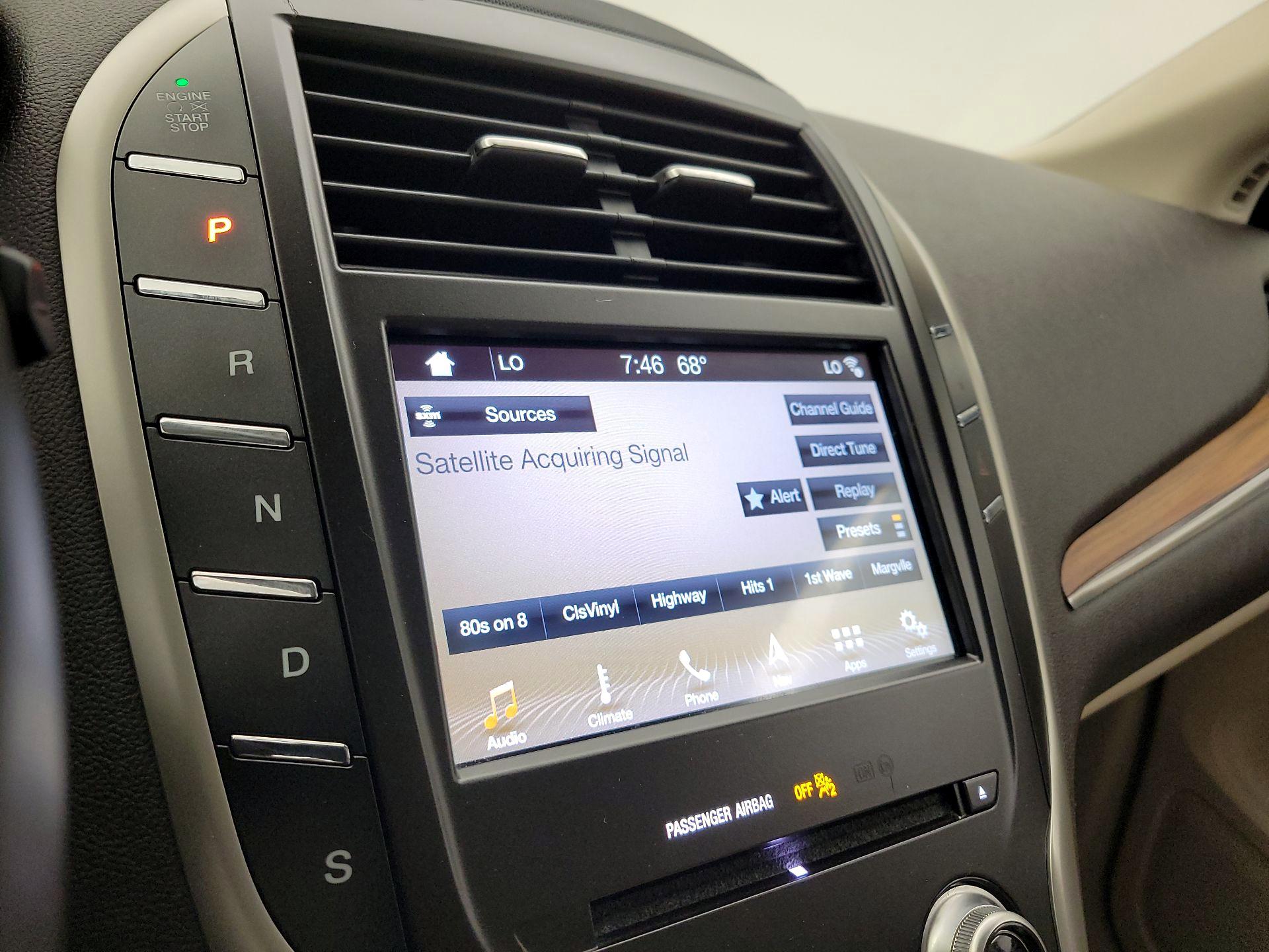 Thumbnail: 2019 Lincoln MKC - 16