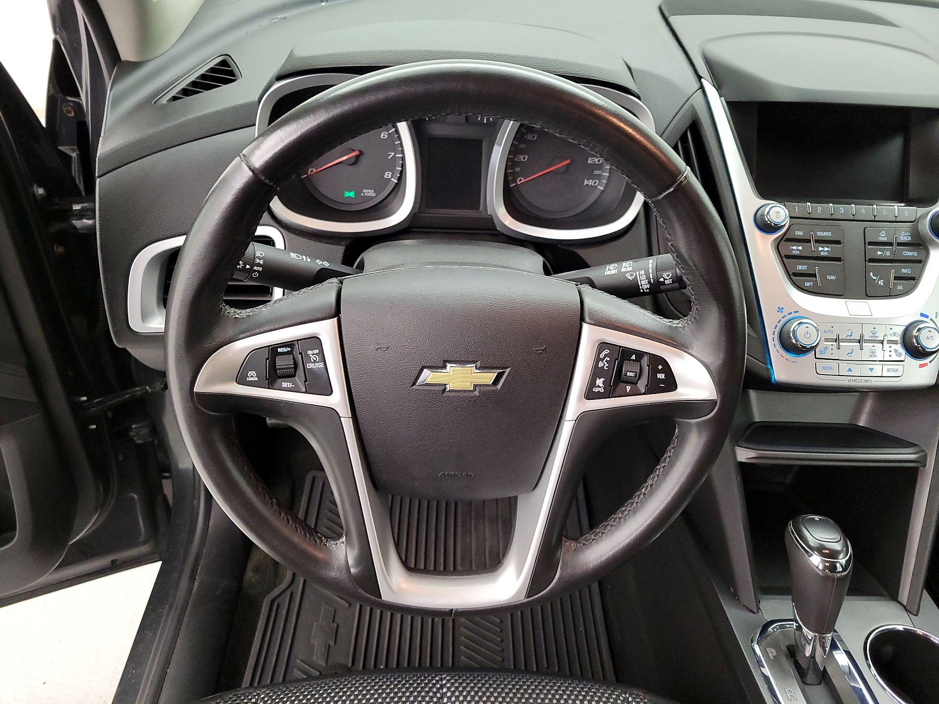 Thumbnail: 2017 Chevrolet Equinox - 10