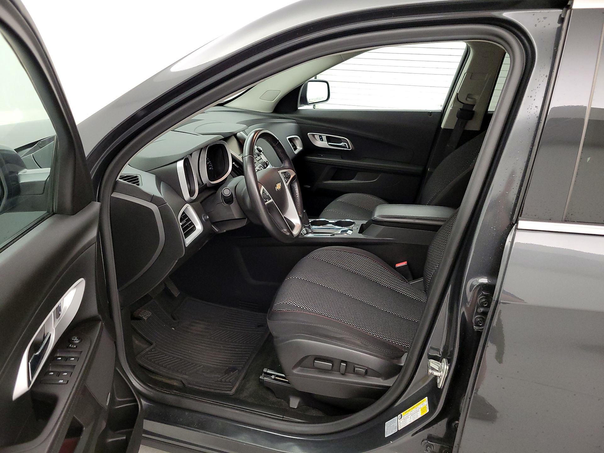 Thumbnail: 2017 Chevrolet Equinox - 11