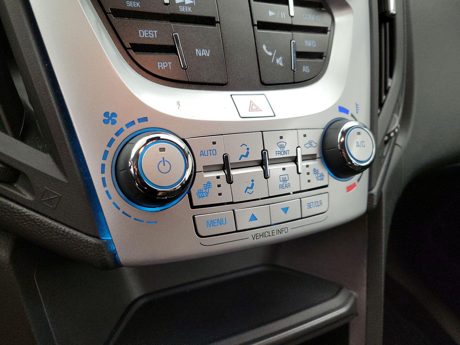 Thumbnail: 2017 Chevrolet Equinox - 15