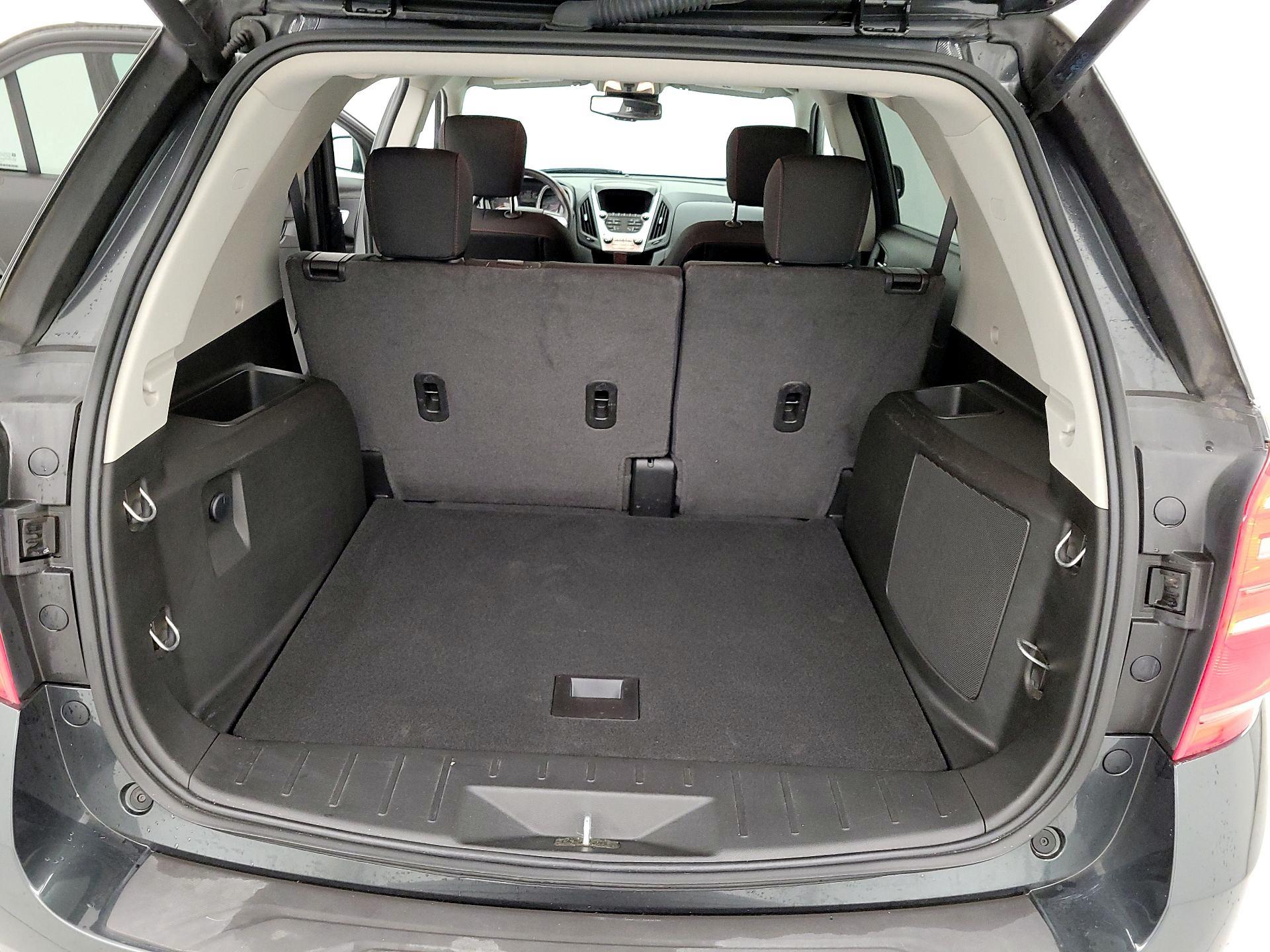 Thumbnail: 2017 Chevrolet Equinox - 18