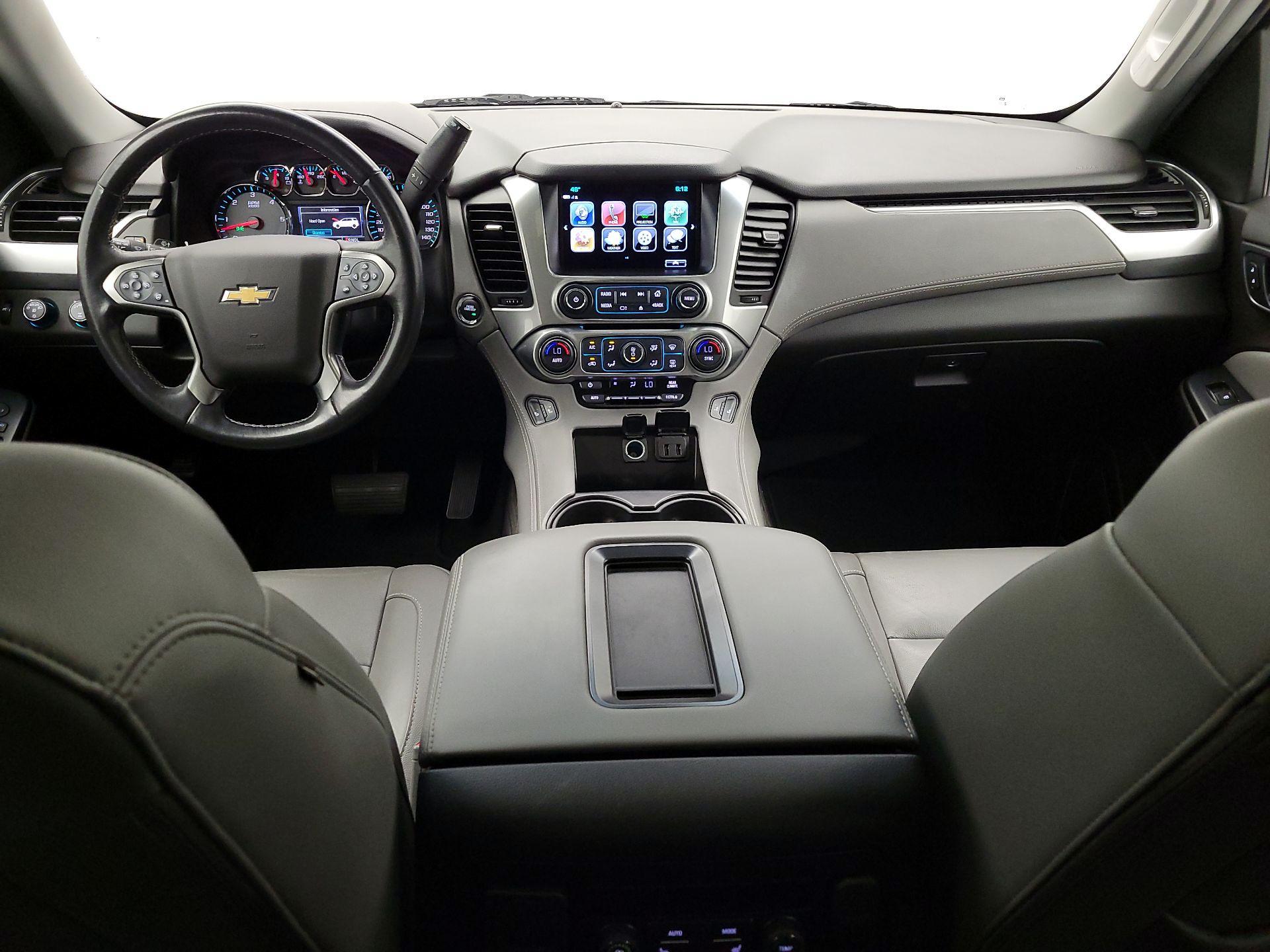 Thumbnail: 2018 Chevrolet Suburban - 9