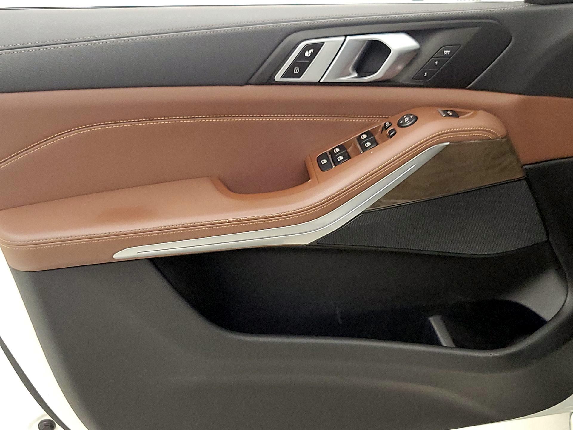 Thumbnail: 2020 BMW X5 - 12