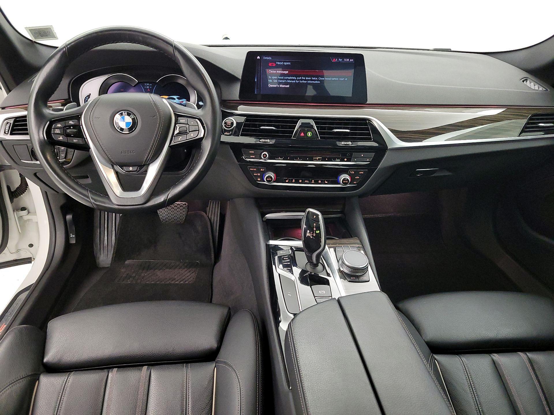 Thumbnail: 2019 BMW 5 Series - 9