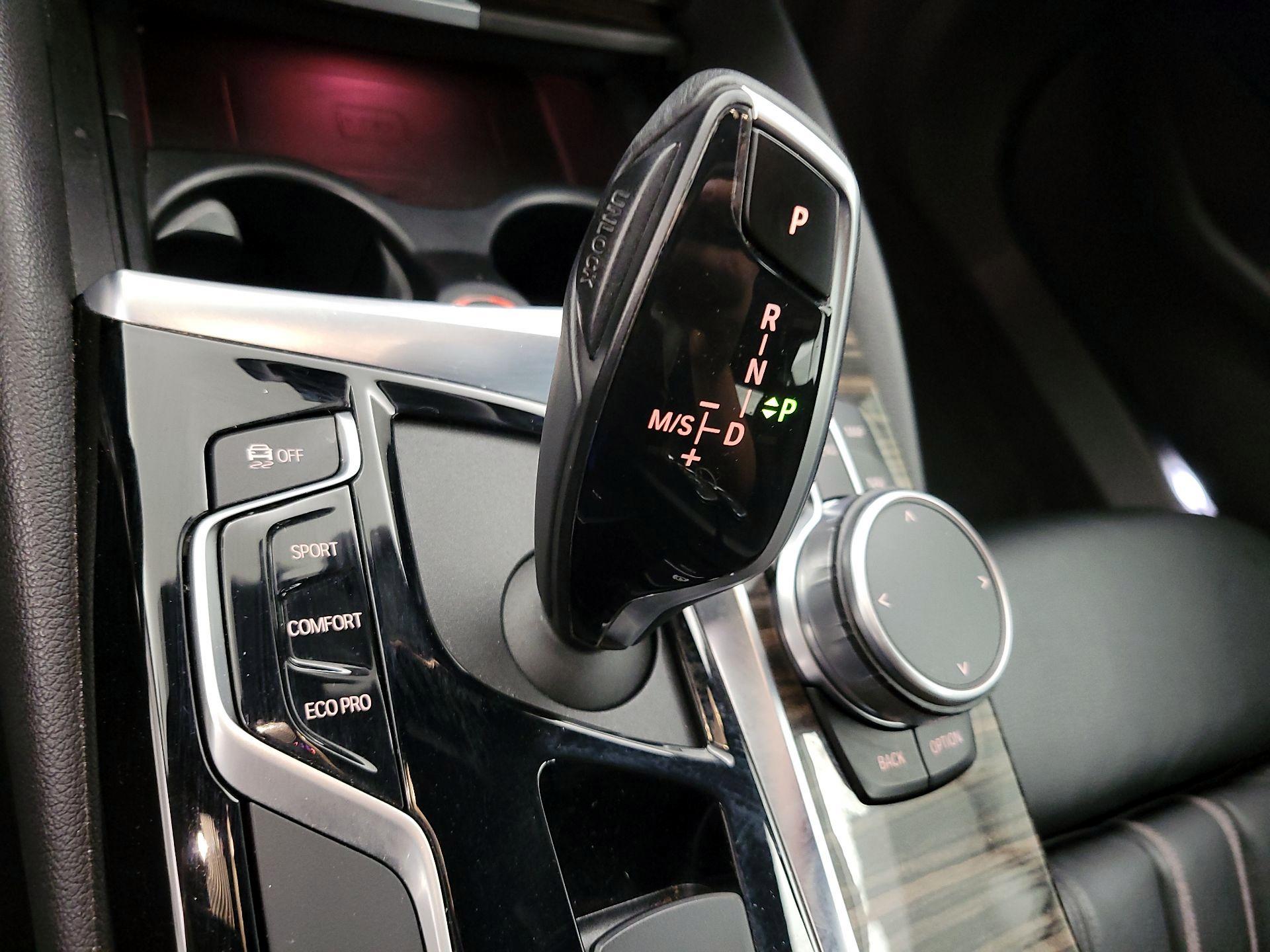 Thumbnail: 2019 BMW 5 Series - 18