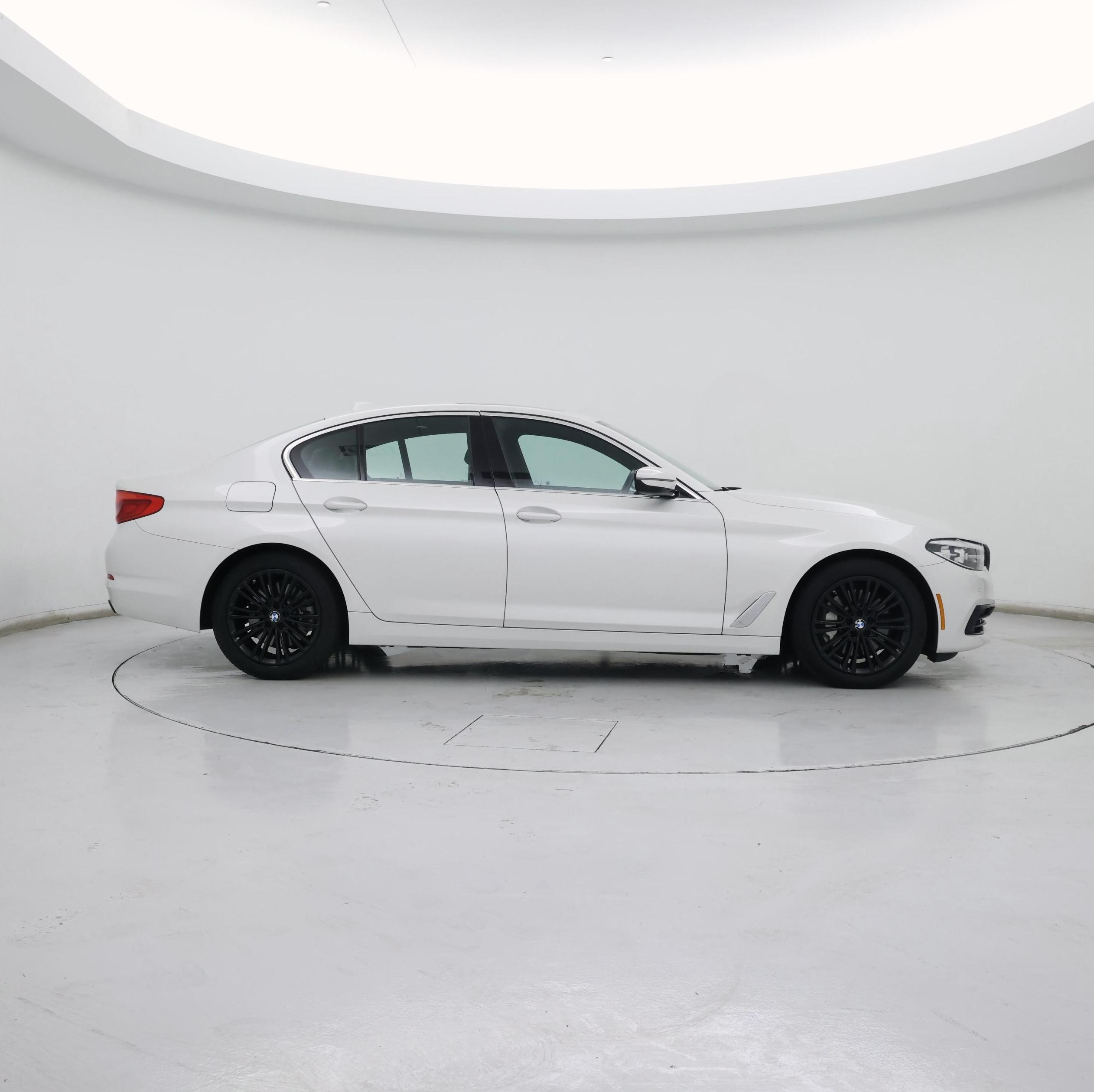 Thumbnail: 2019 BMW 5 Series - 7