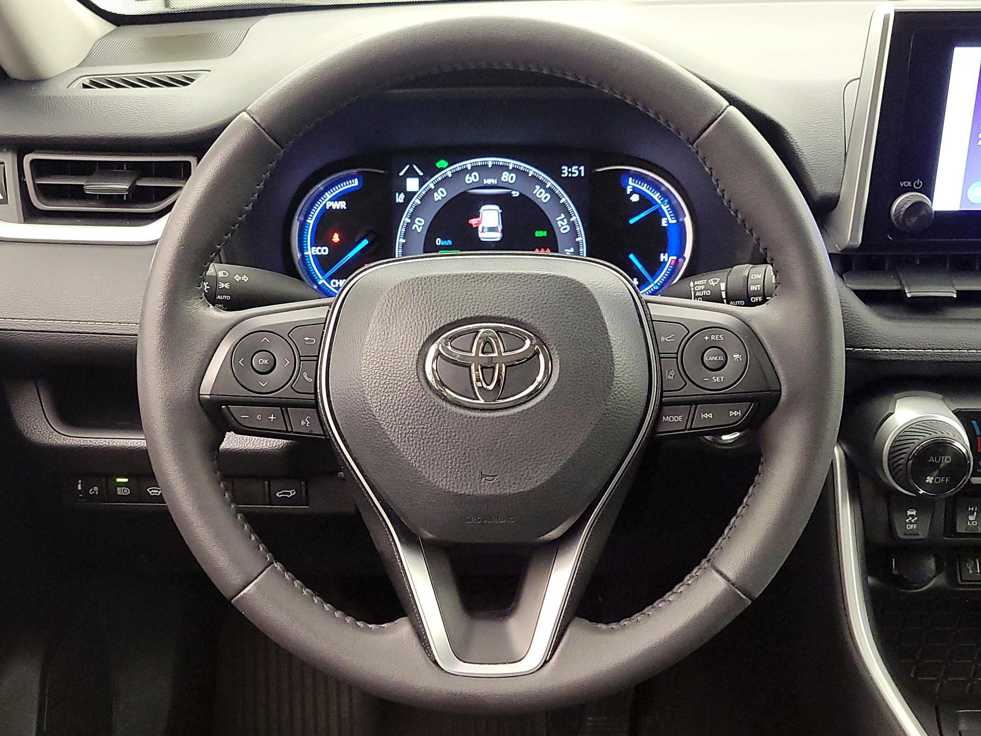 Thumbnail: 2025 Toyota RAV4 - 10