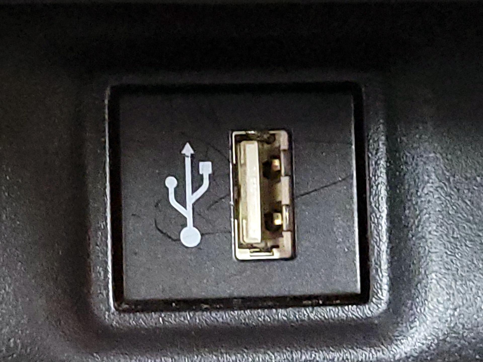 Thumbnail: 2025 Toyota RAV4 - 18