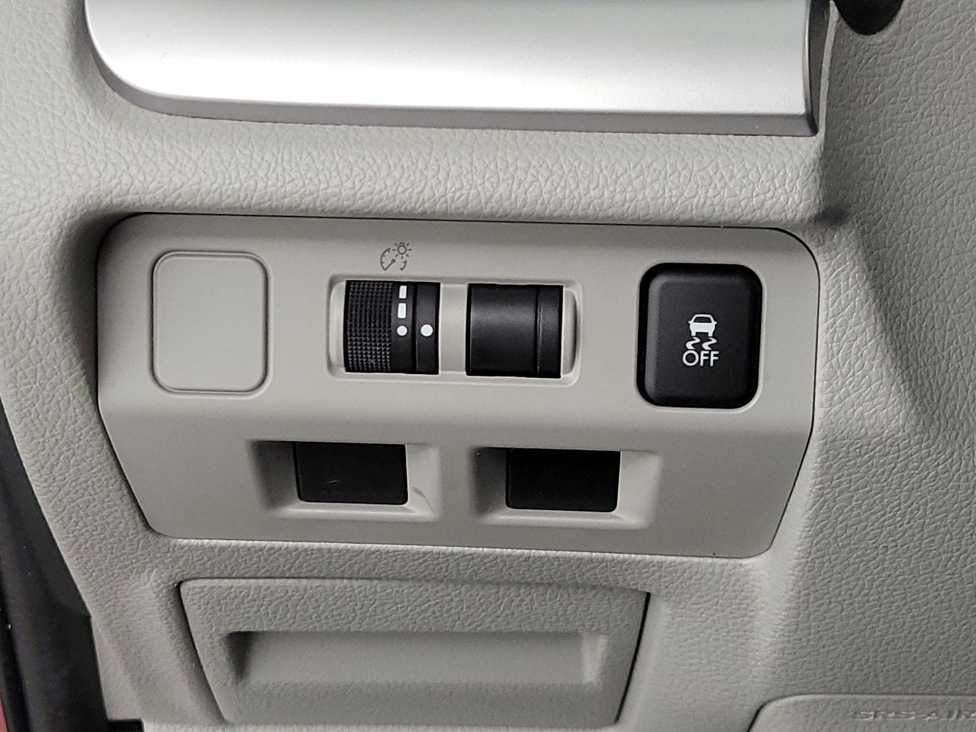 Thumbnail: 2016 Subaru Forester - 13