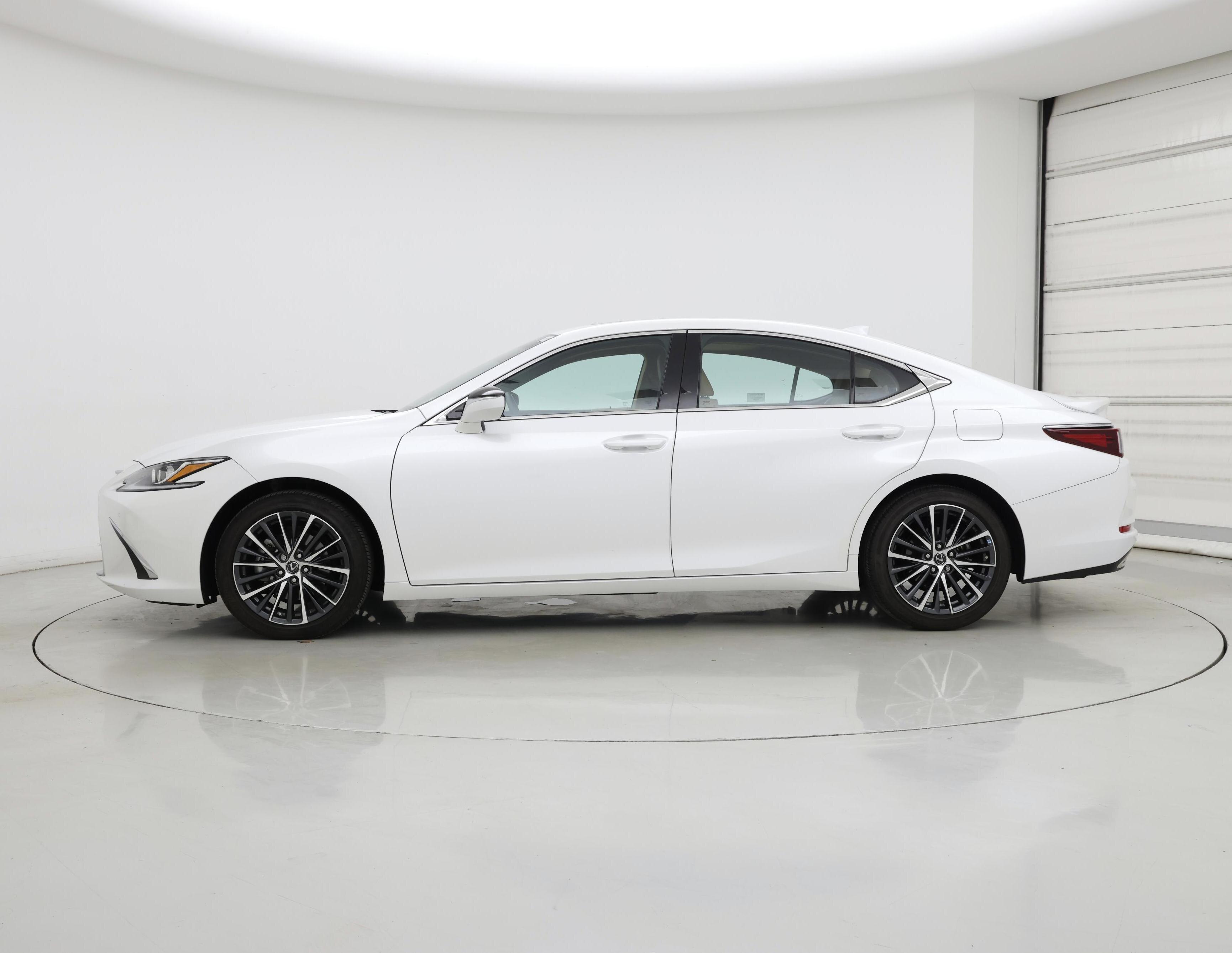 Thumbnail: 2023 Lexus ES - 3
