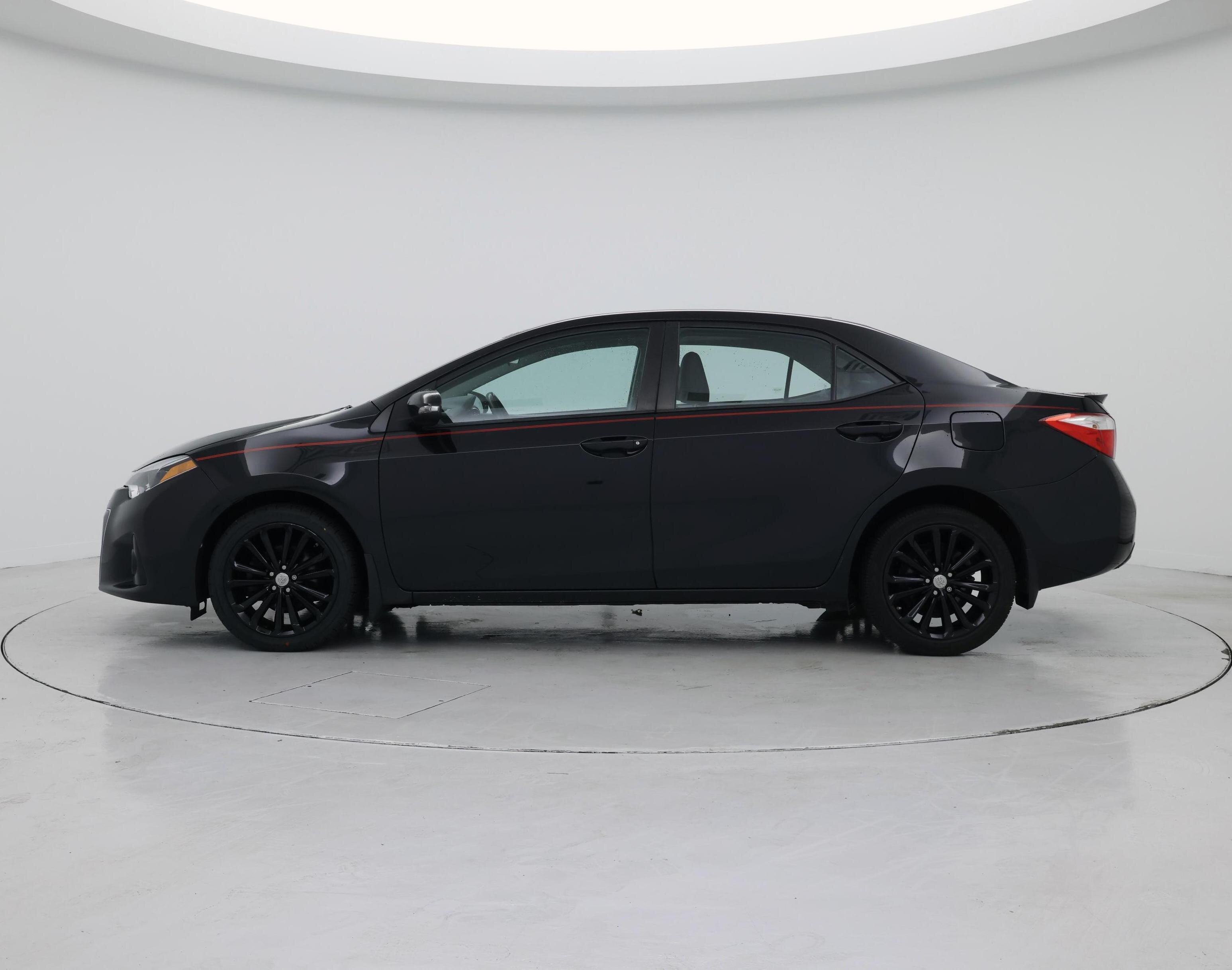 Thumbnail: 2014 Toyota Corolla - 3
