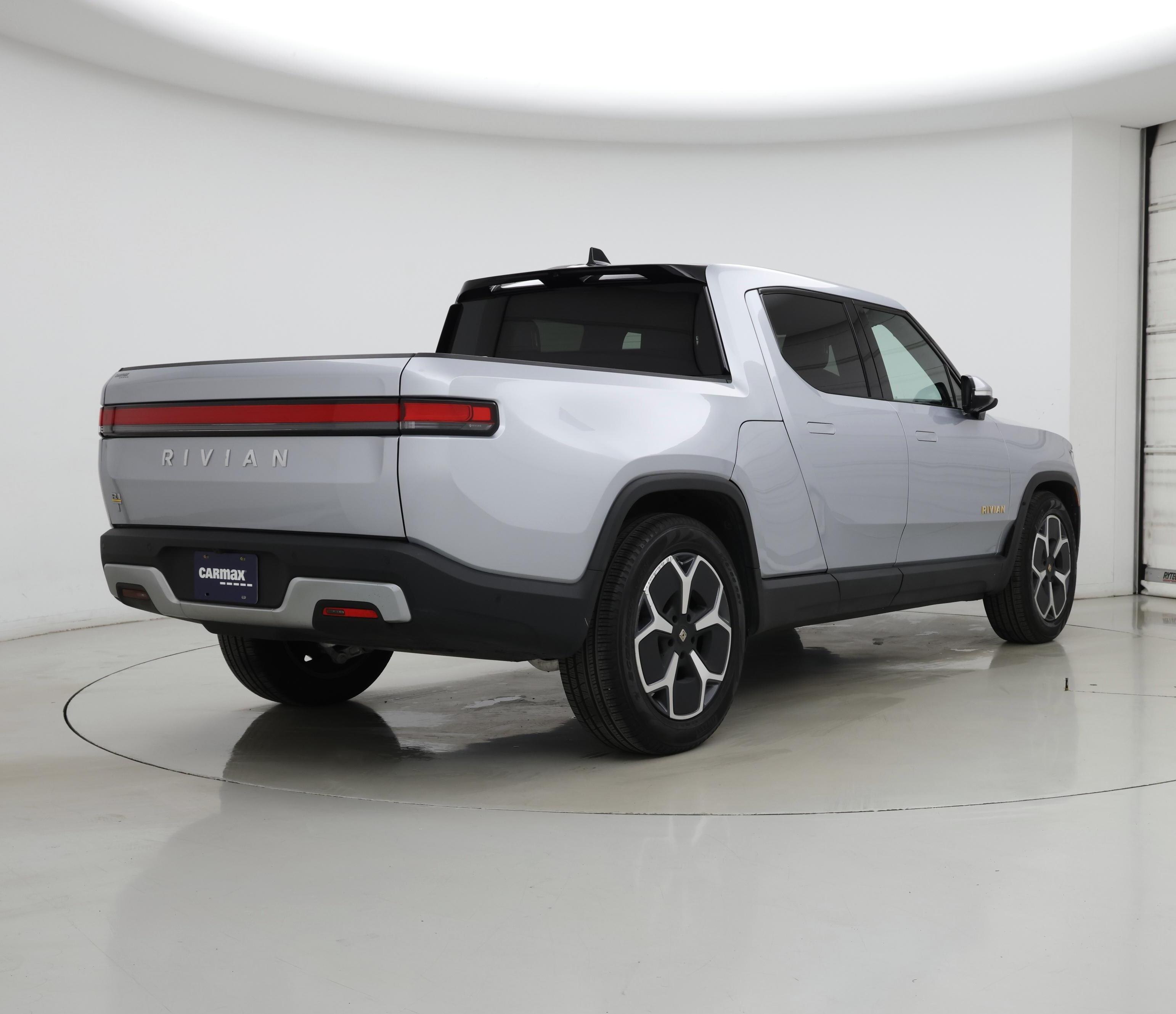 Thumbnail: 2023 Rivian R1T - 8