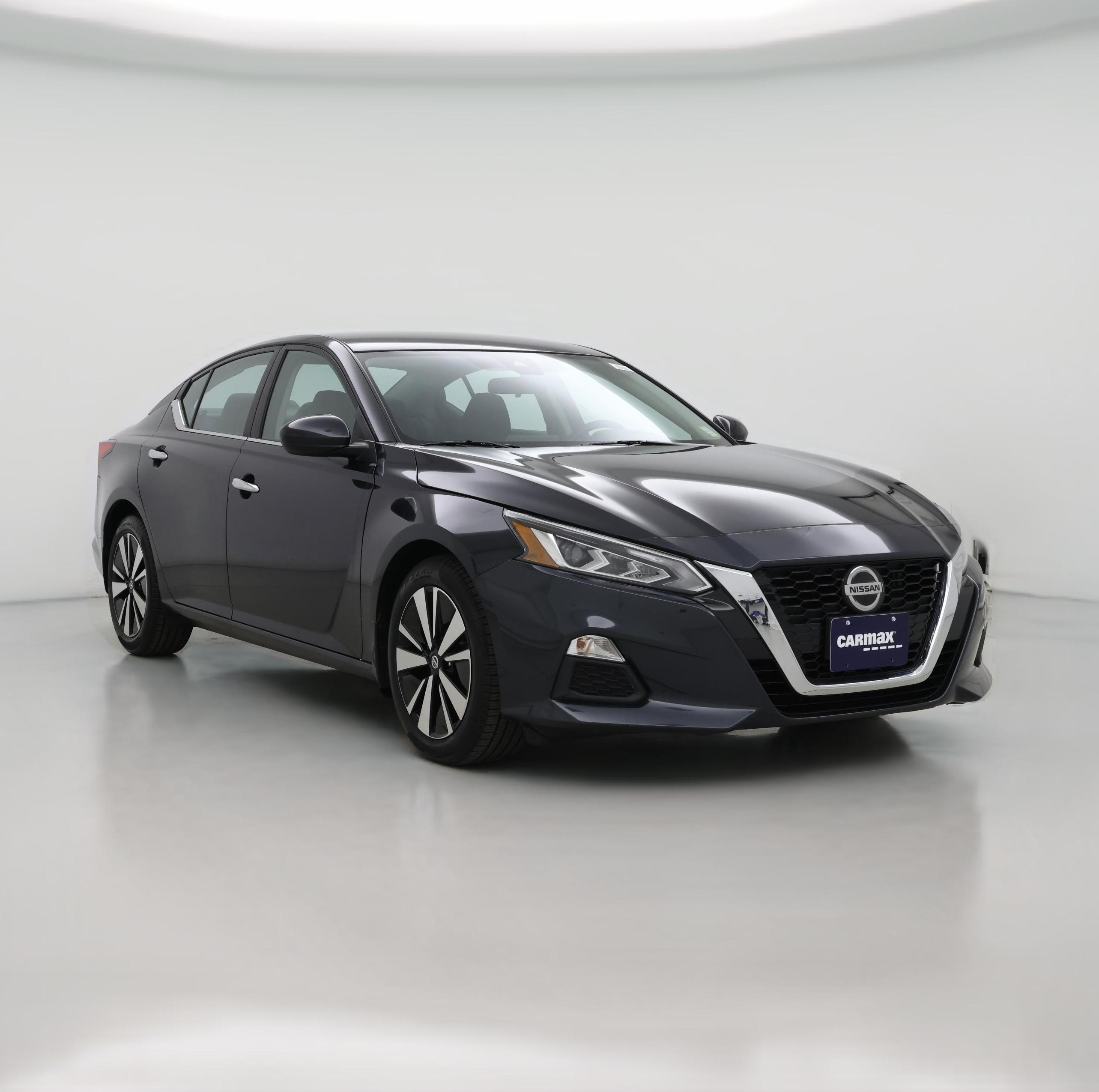 Thumbnail: 2022 Nissan Altima - 1