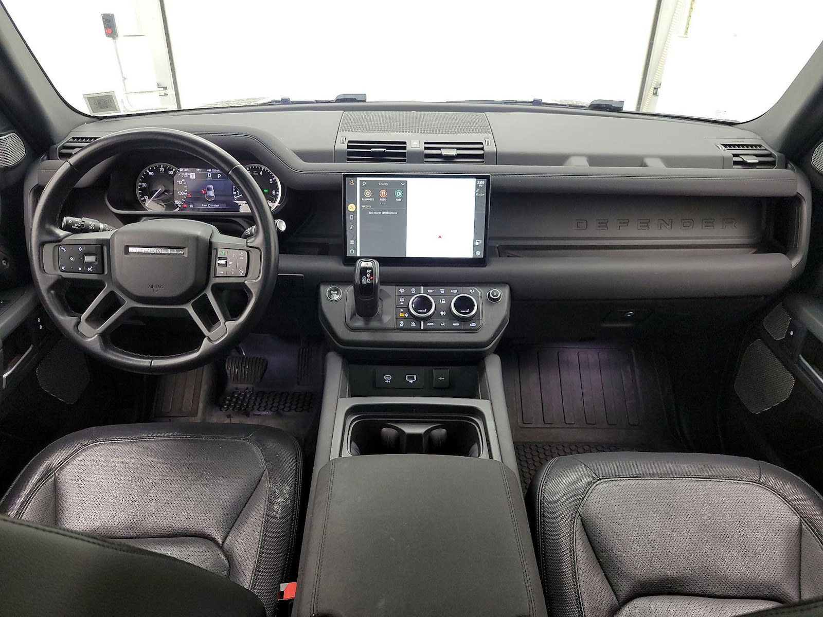 2023 Land Rover Defender X-Dynamic SE - Photo 10