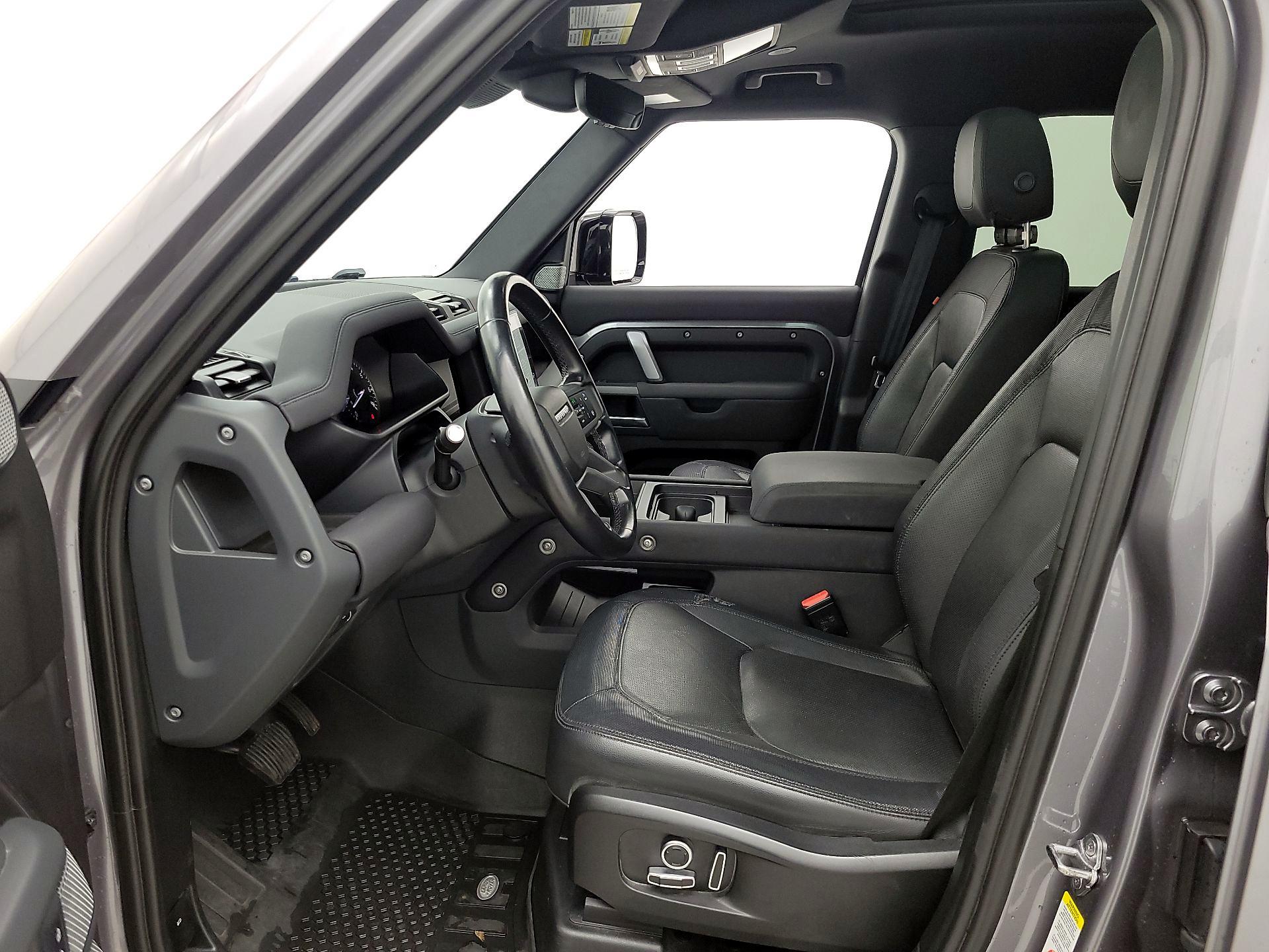 Thumbnail: 2023 Land Rover Defender - 11
