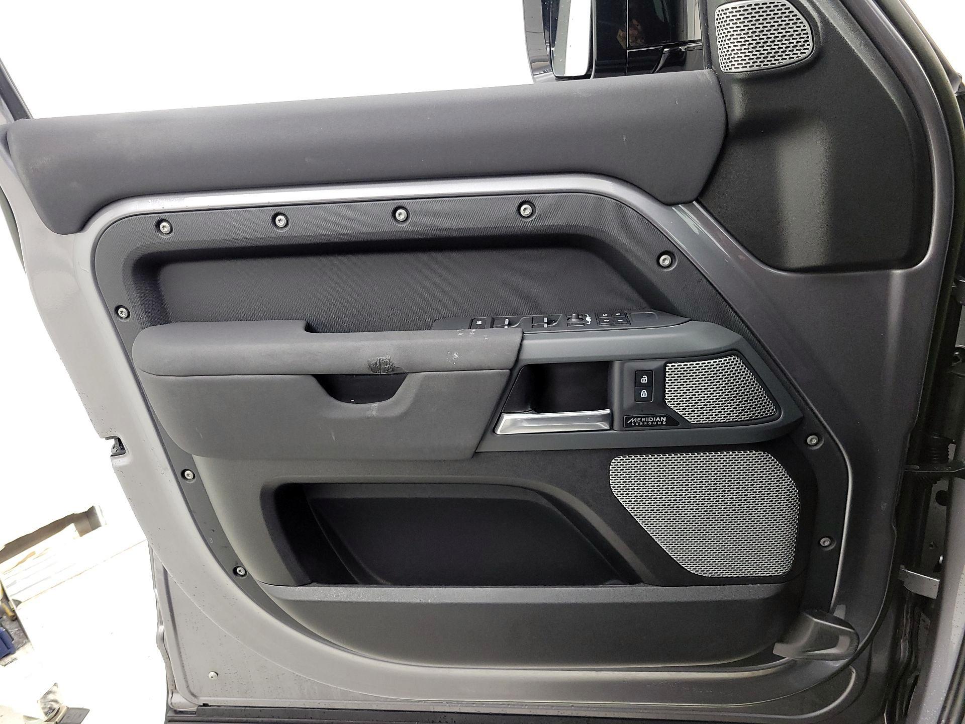 Thumbnail: 2023 Land Rover Defender - 12