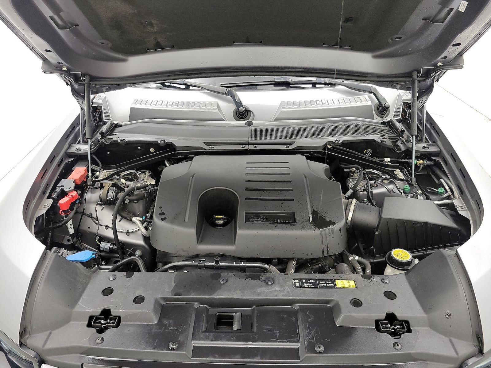 2023 Land Rover Defender X-Dynamic SE - Photo 26