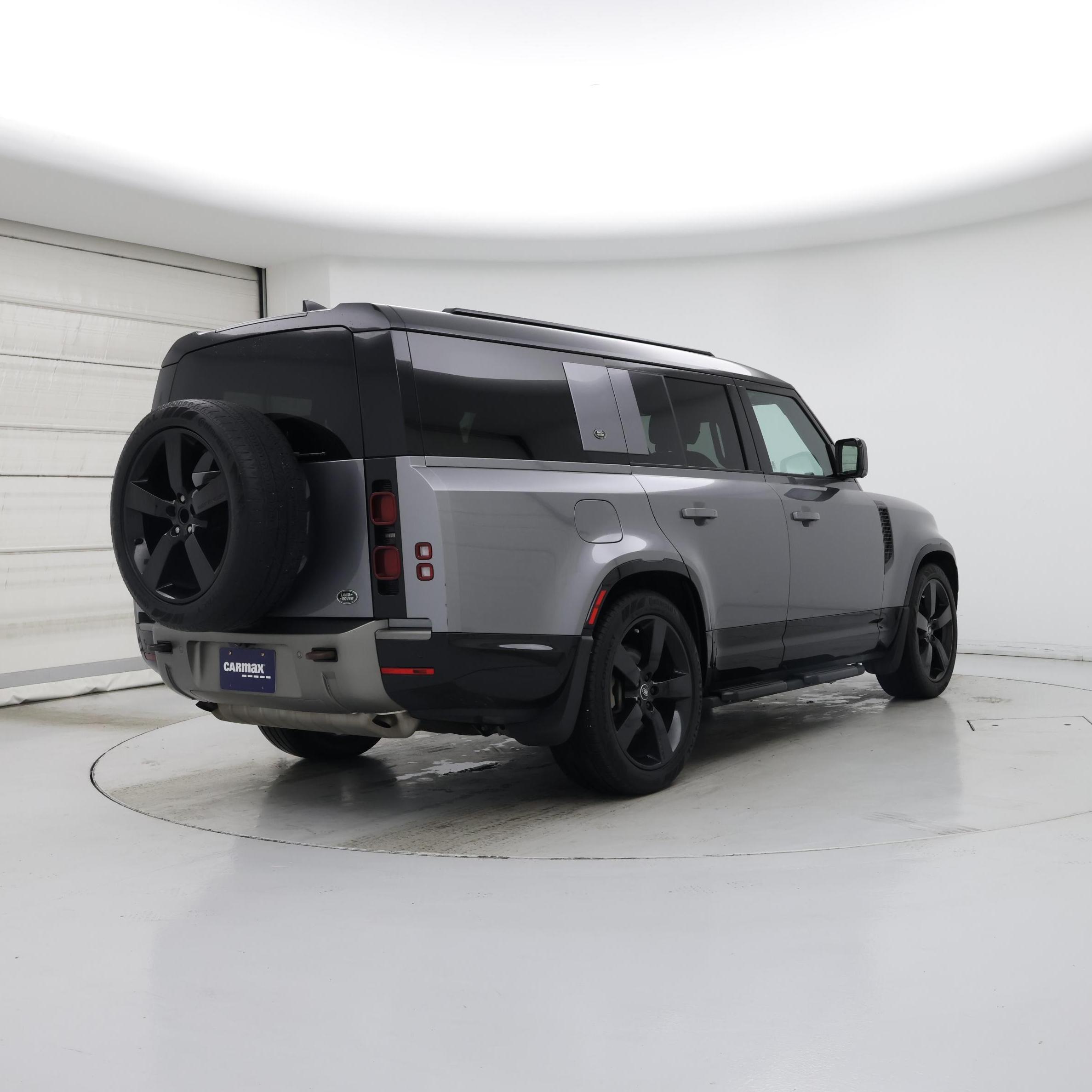 Thumbnail: 2023 Land Rover Defender - 8