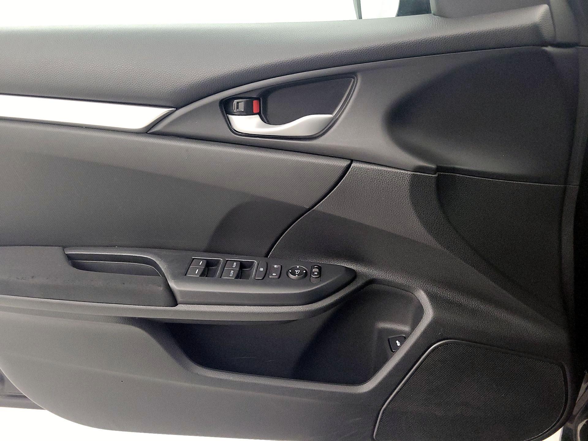 Thumbnail: 2019 Honda Civic - 12