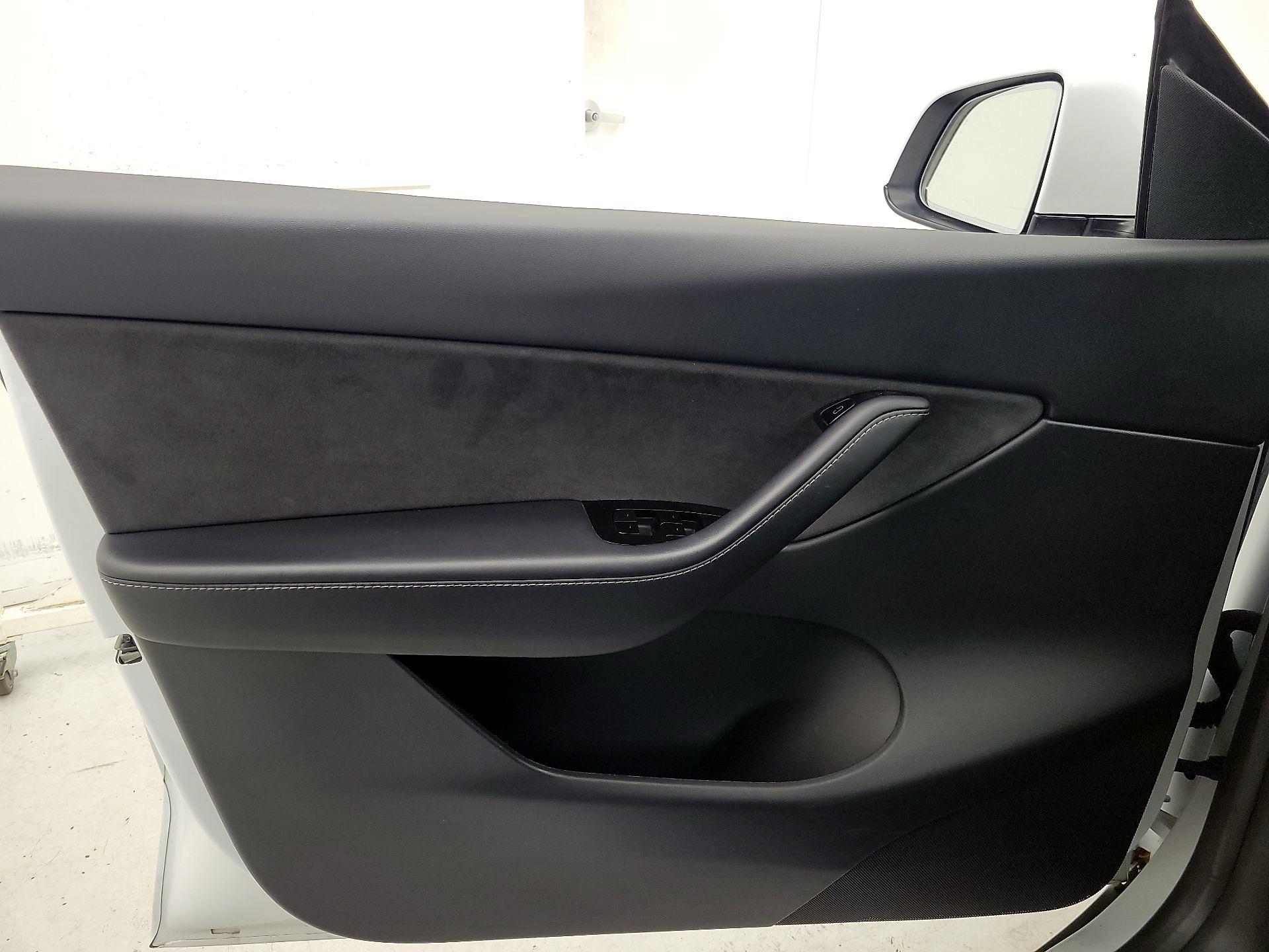Thumbnail: 2021 Tesla Model Y - 12