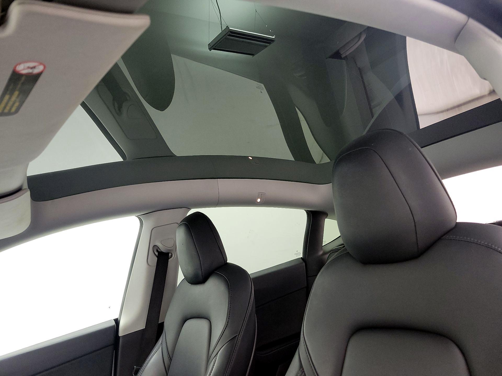 Thumbnail: 2021 Tesla Model Y - 19