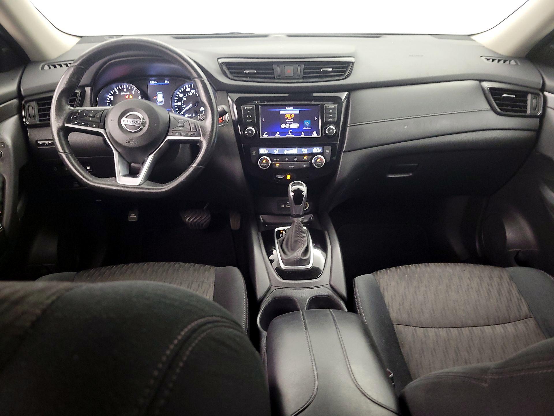 Thumbnail: 2019 Nissan Rogue - 9