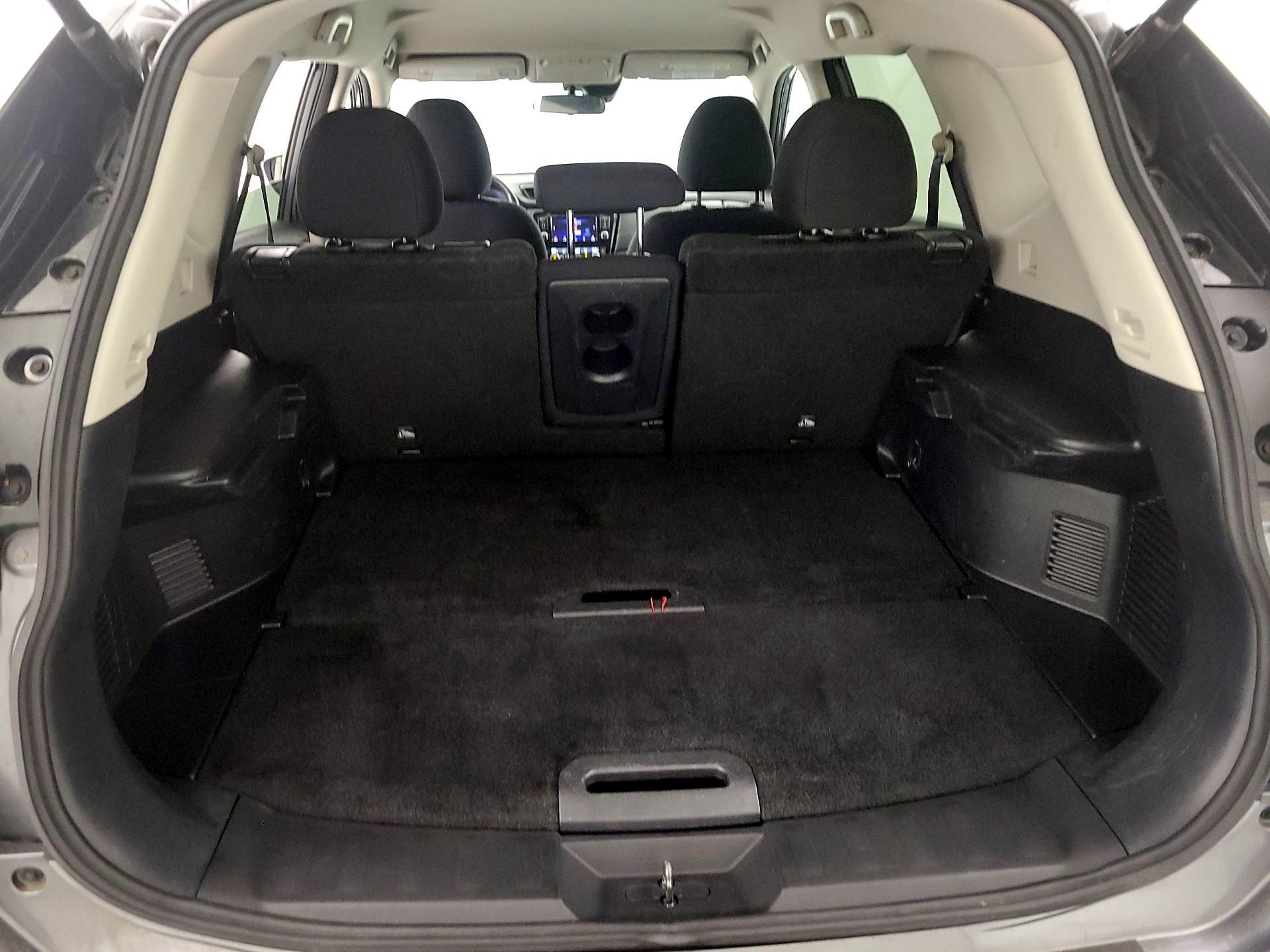 Thumbnail: 2019 Nissan Rogue - 20