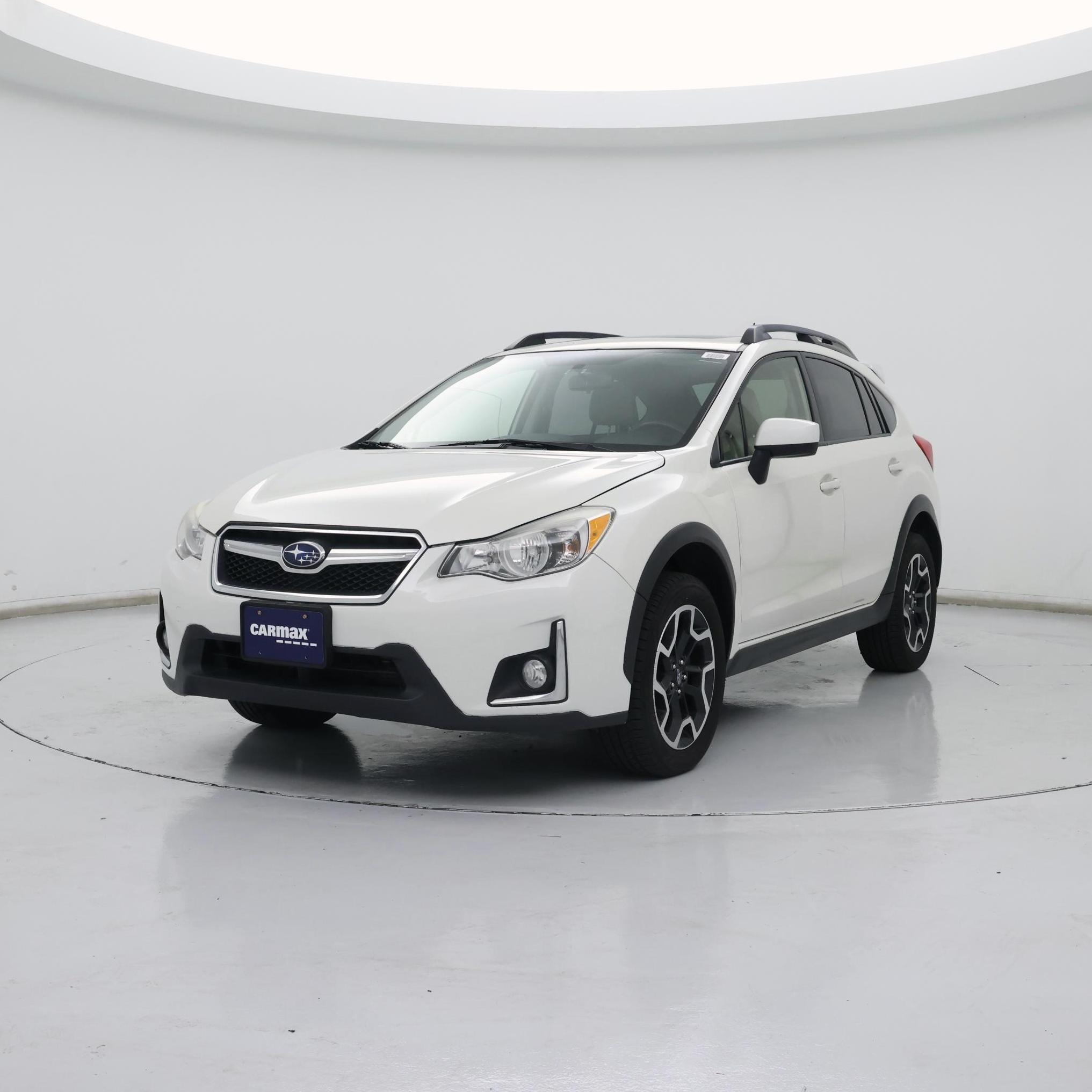 Thumbnail: 2017 Subaru Crosstrek - 4