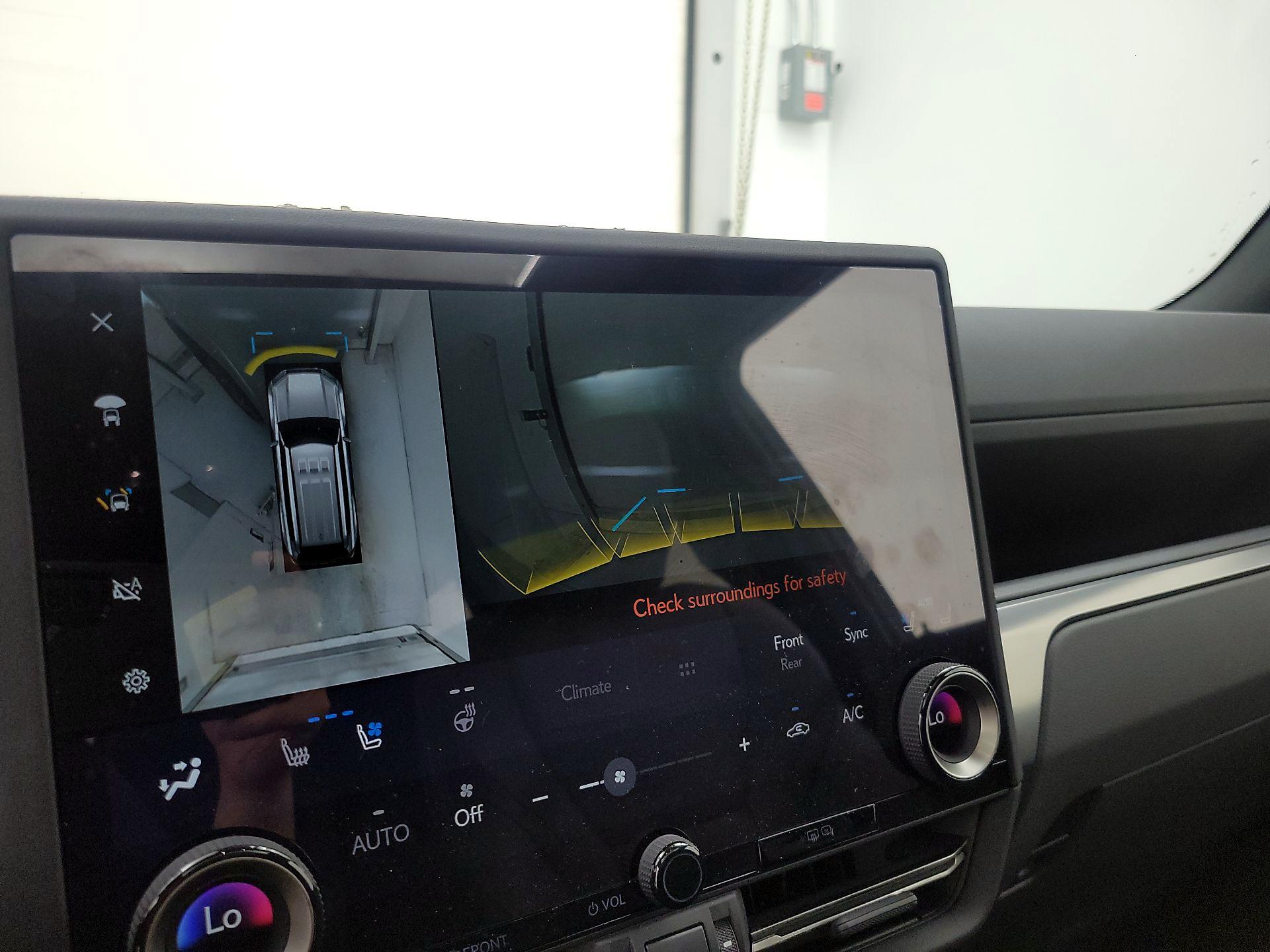 Thumbnail: 2025 Lexus GX - 15