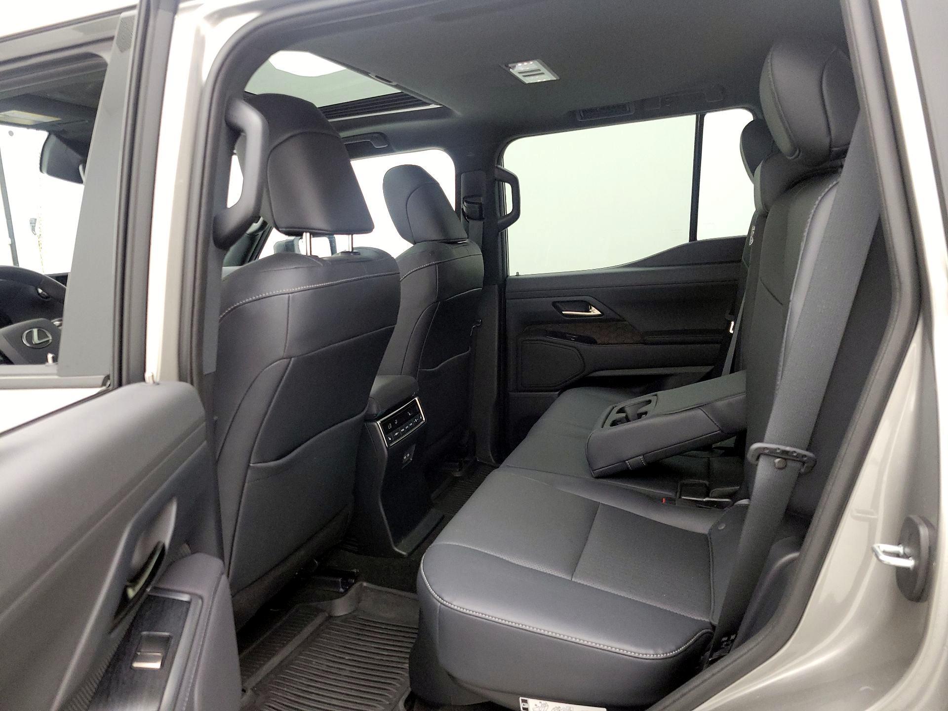 Thumbnail: 2025 Lexus GX - 20