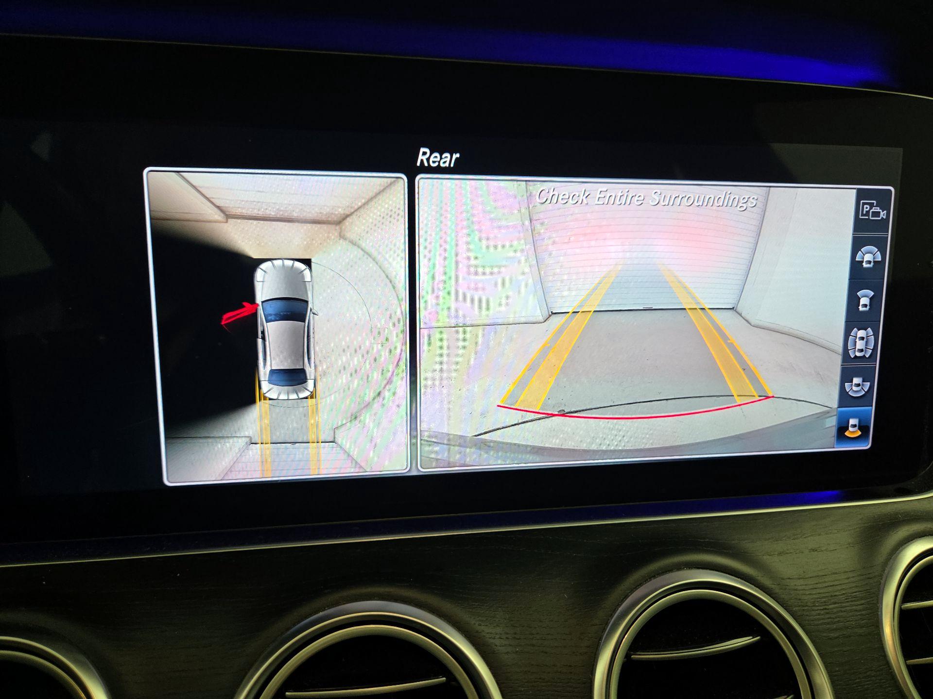 Thumbnail: 2020 Mercedes-Benz E-Class - 13