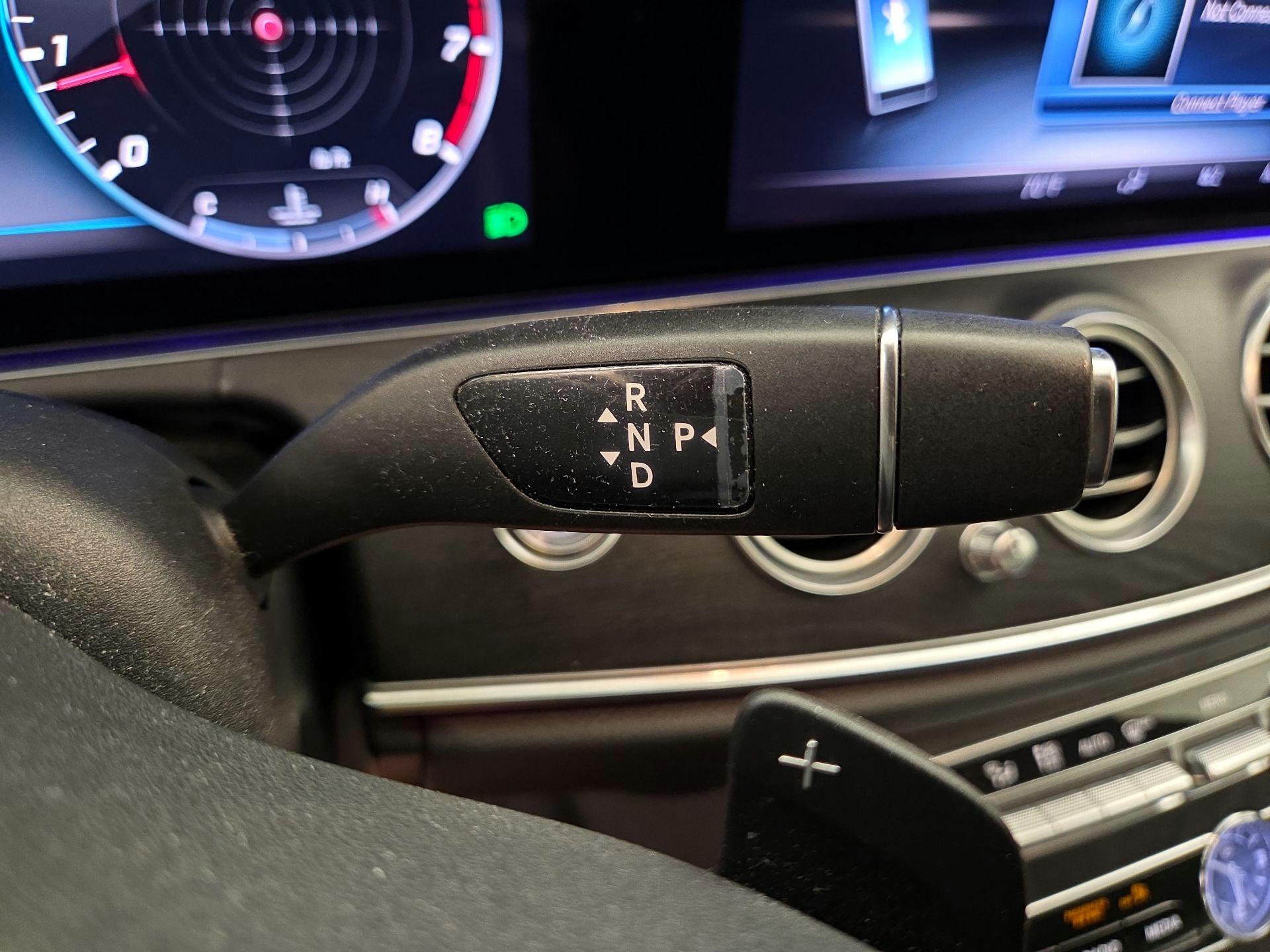 Thumbnail: 2020 Mercedes-Benz E-Class - 16