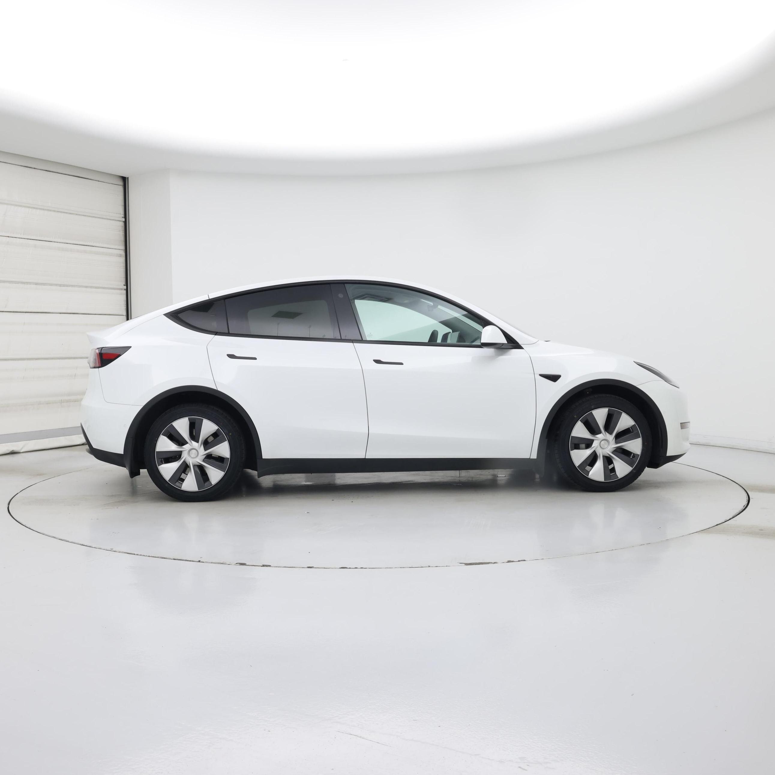 Thumbnail: 2021 Tesla Model Y - 7