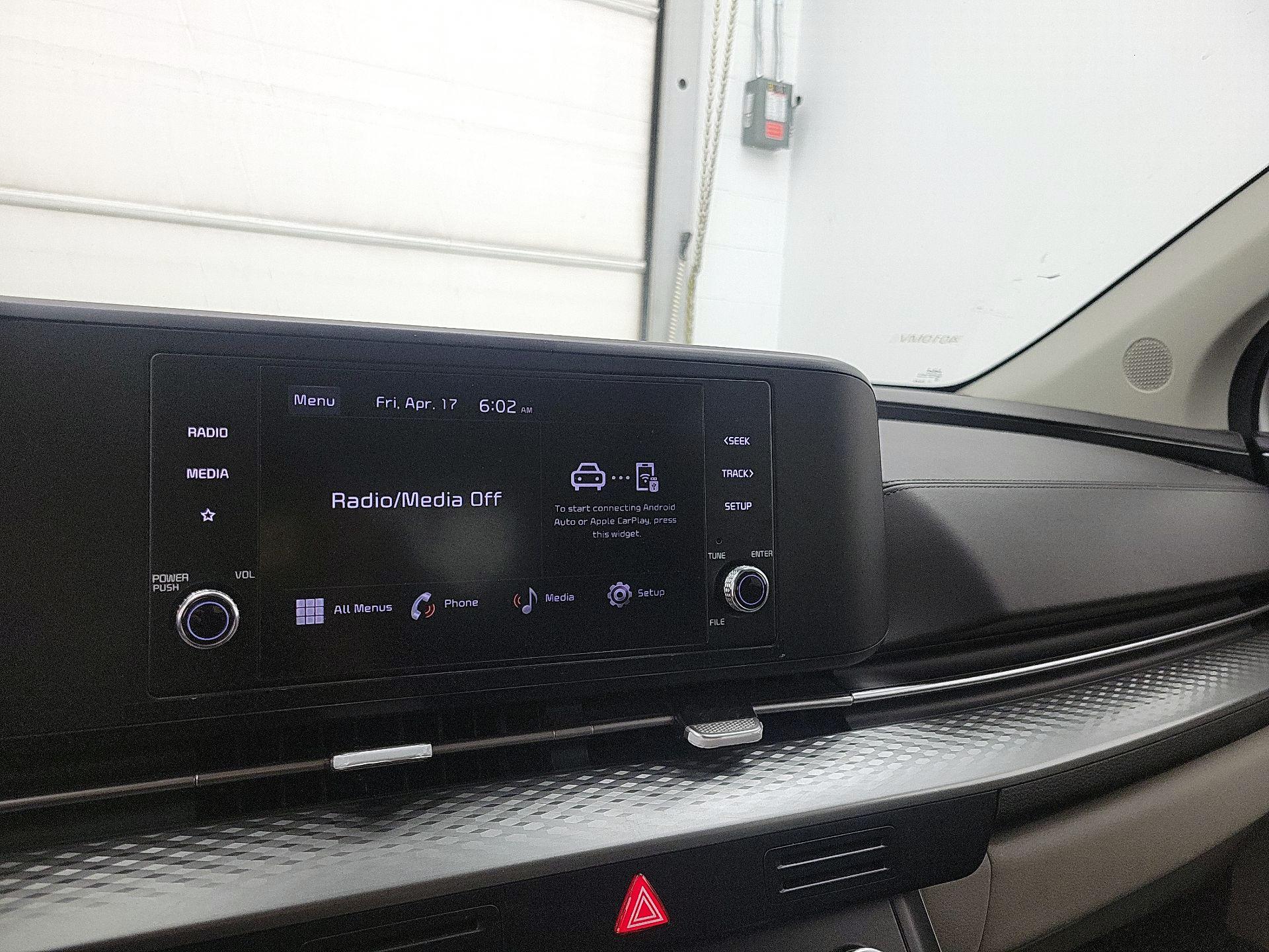 Thumbnail: 2024 Kia Carnival - 15