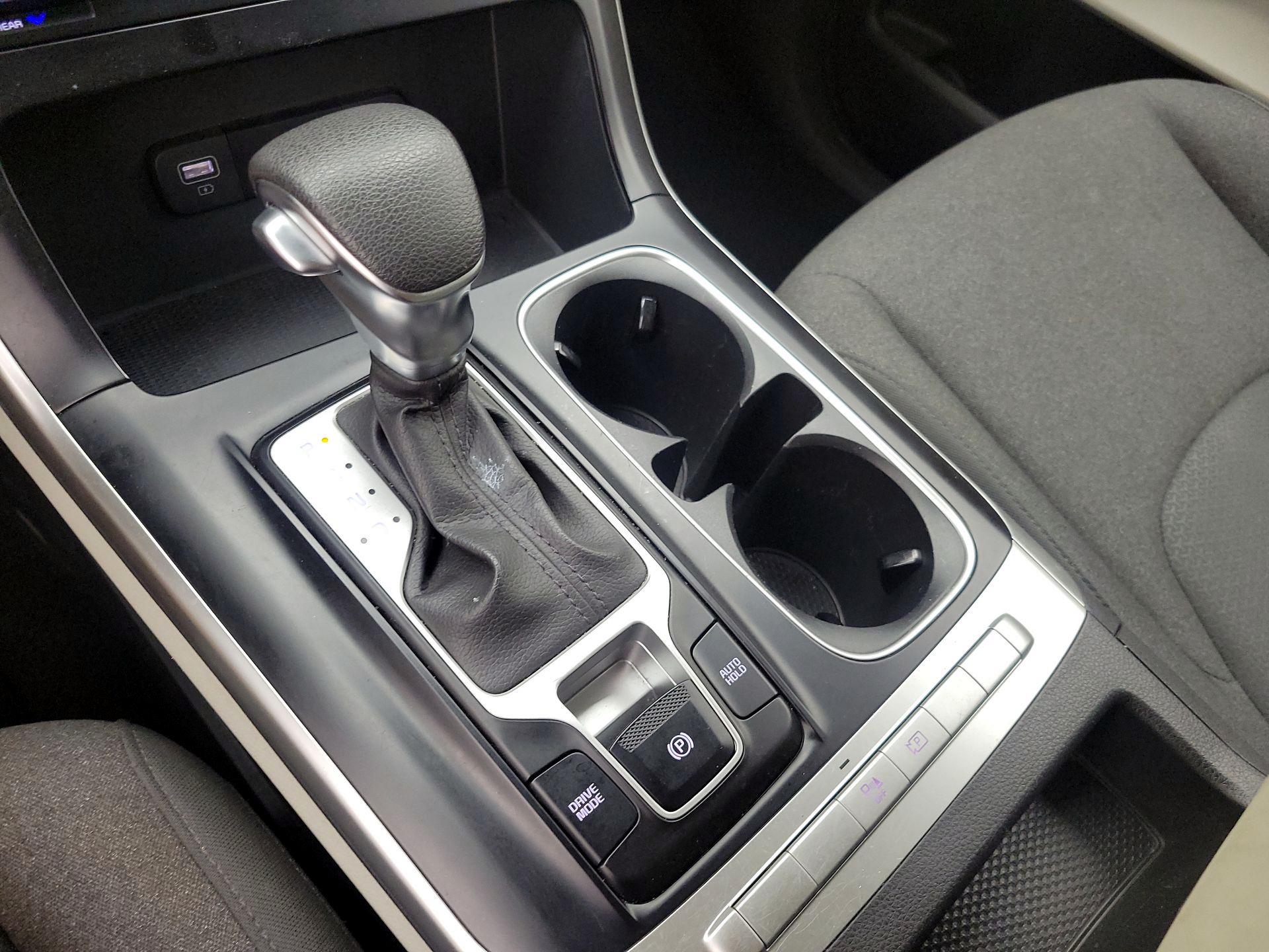 Thumbnail: 2024 Kia Carnival - 17