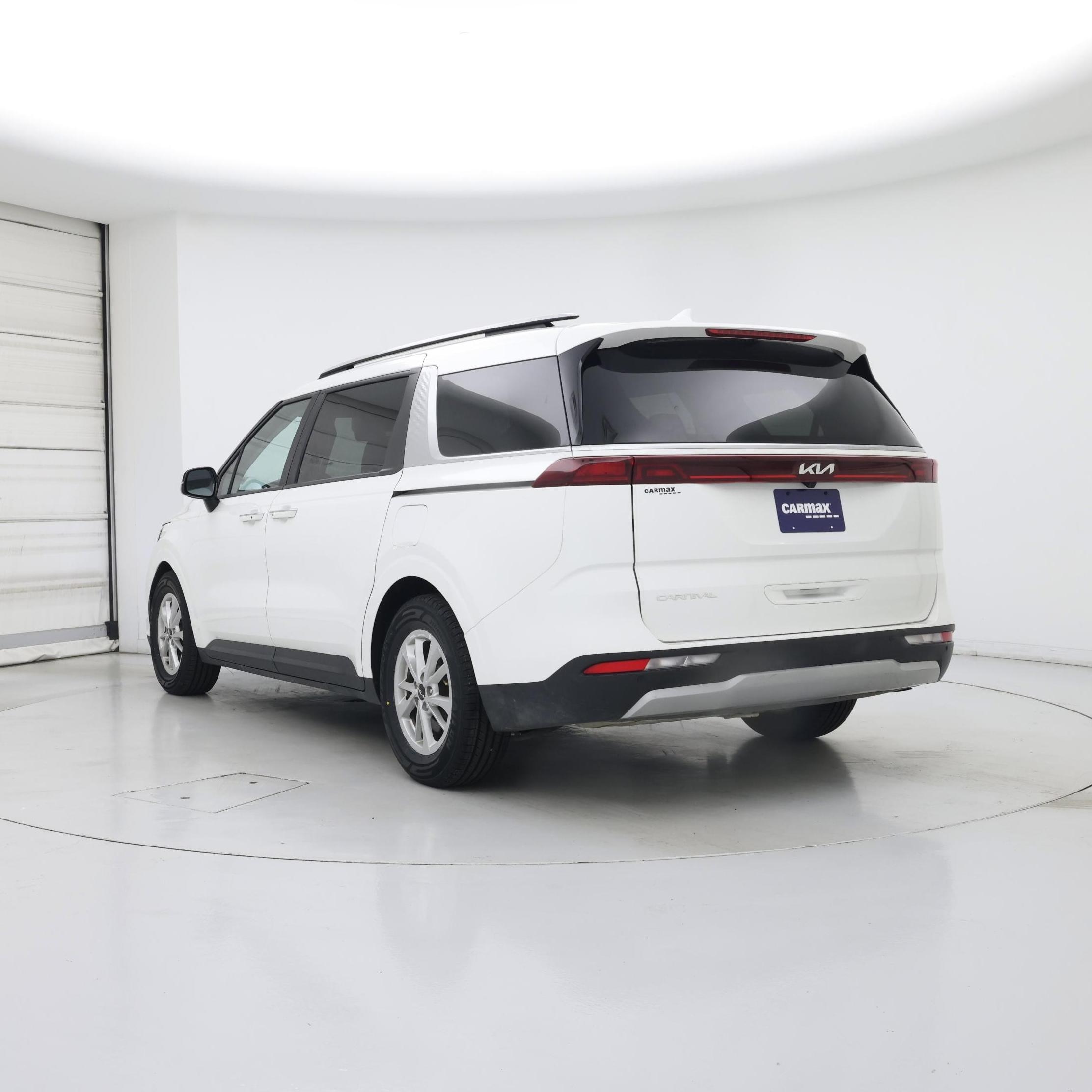 Thumbnail: 2024 Kia Carnival - 2