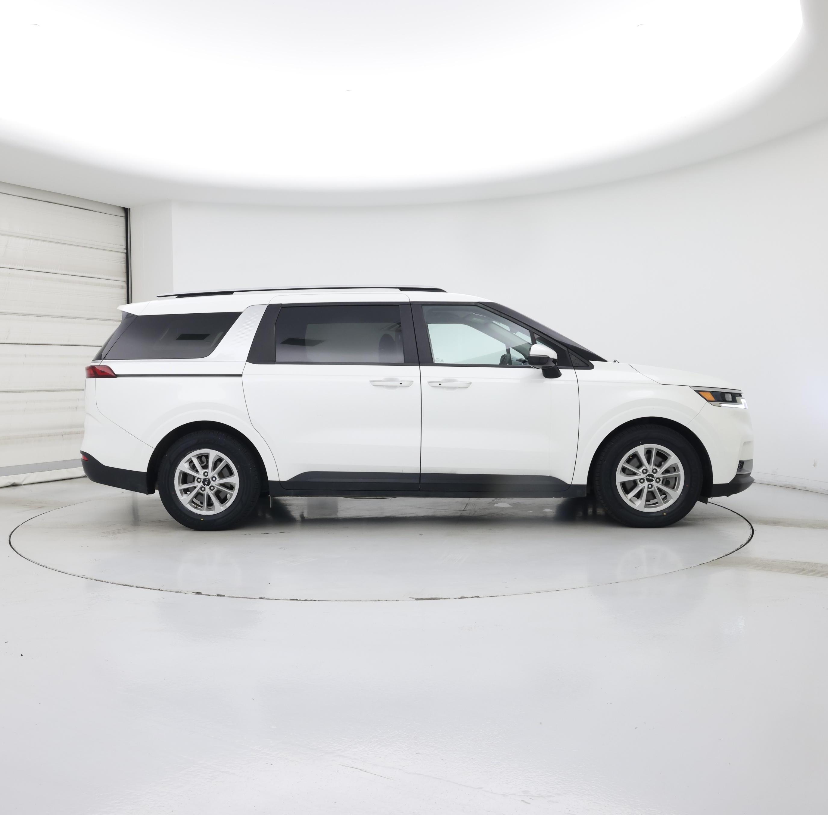 Thumbnail: 2024 Kia Carnival - 7