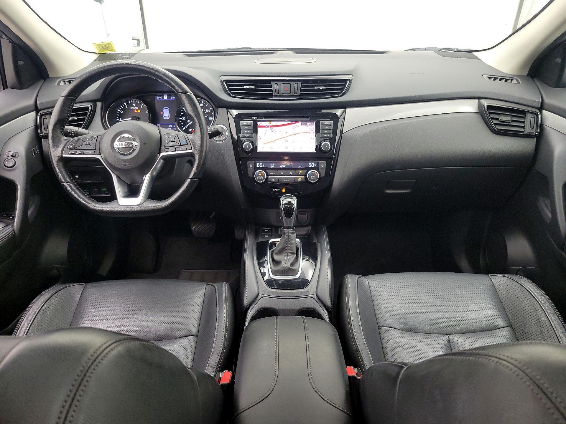 Thumbnail: 2020 Nissan Rogue Sport - 9