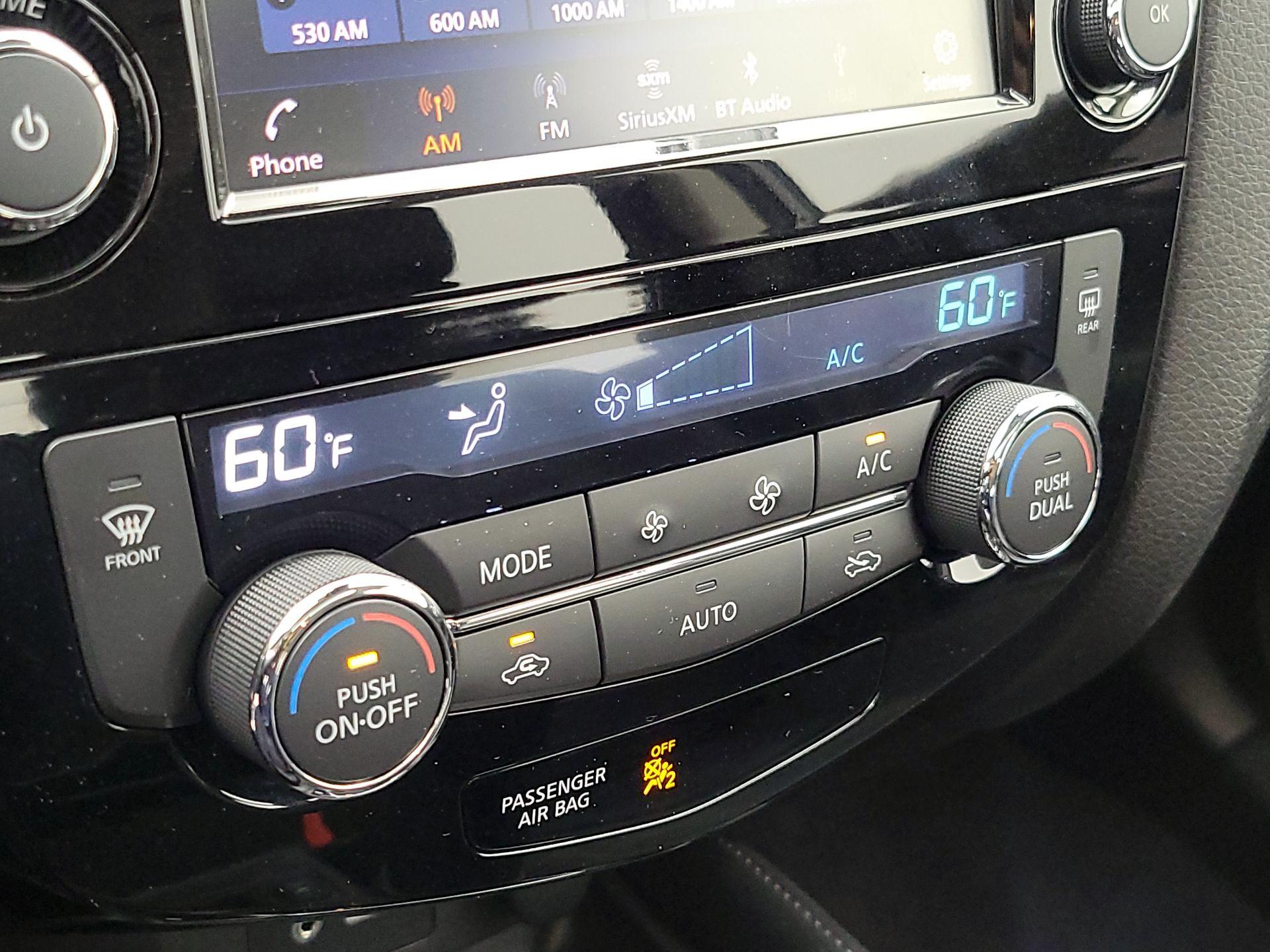 Thumbnail: 2020 Nissan Rogue Sport - 17