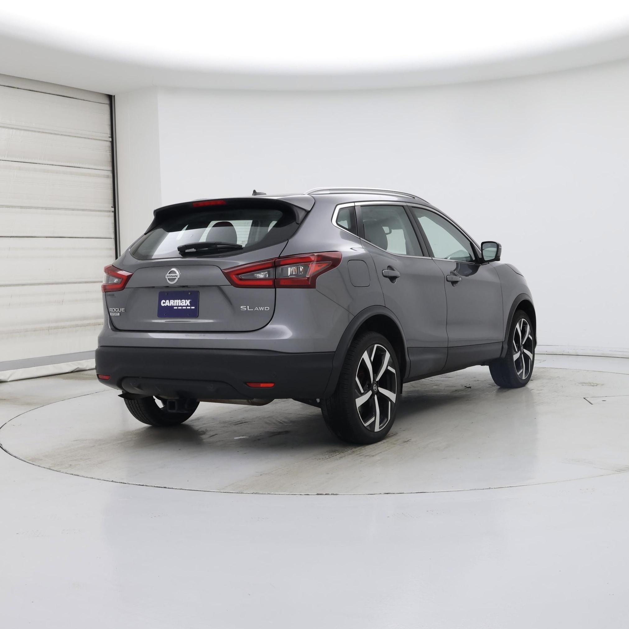 Thumbnail: 2020 Nissan Rogue Sport - 8