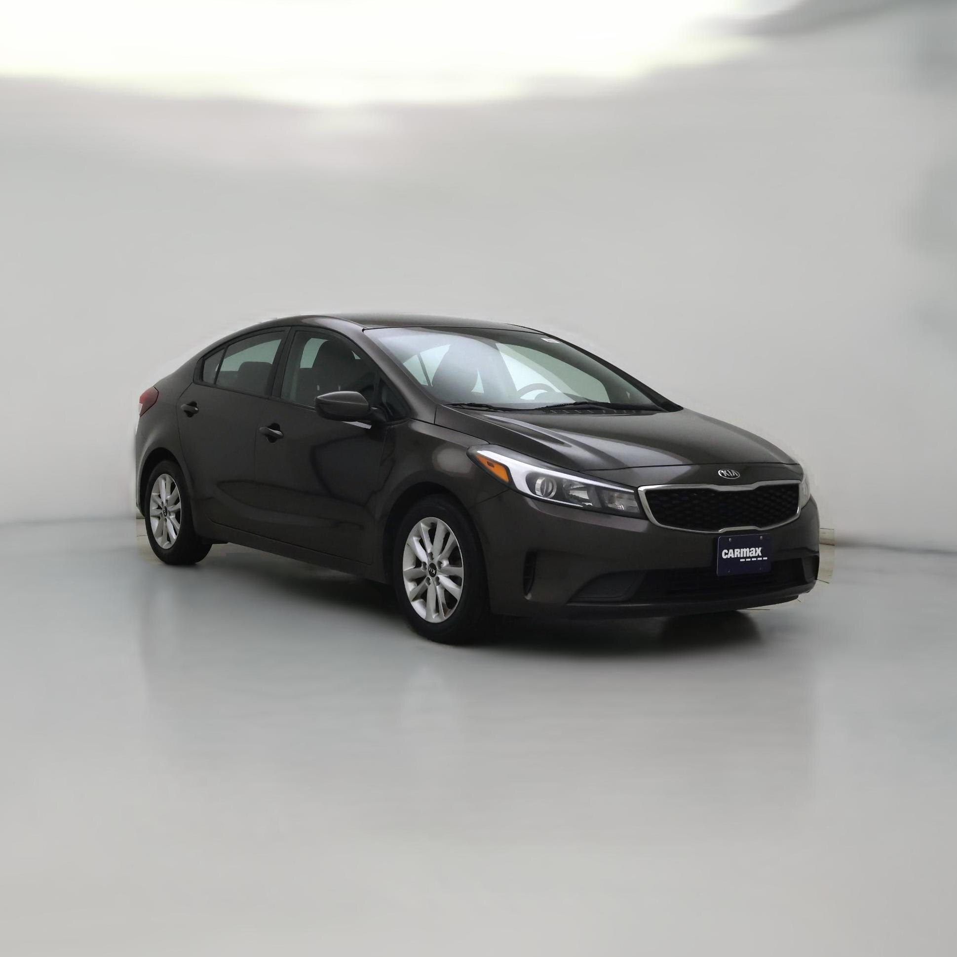 Thumbnail: 2017 Kia Forte - 1