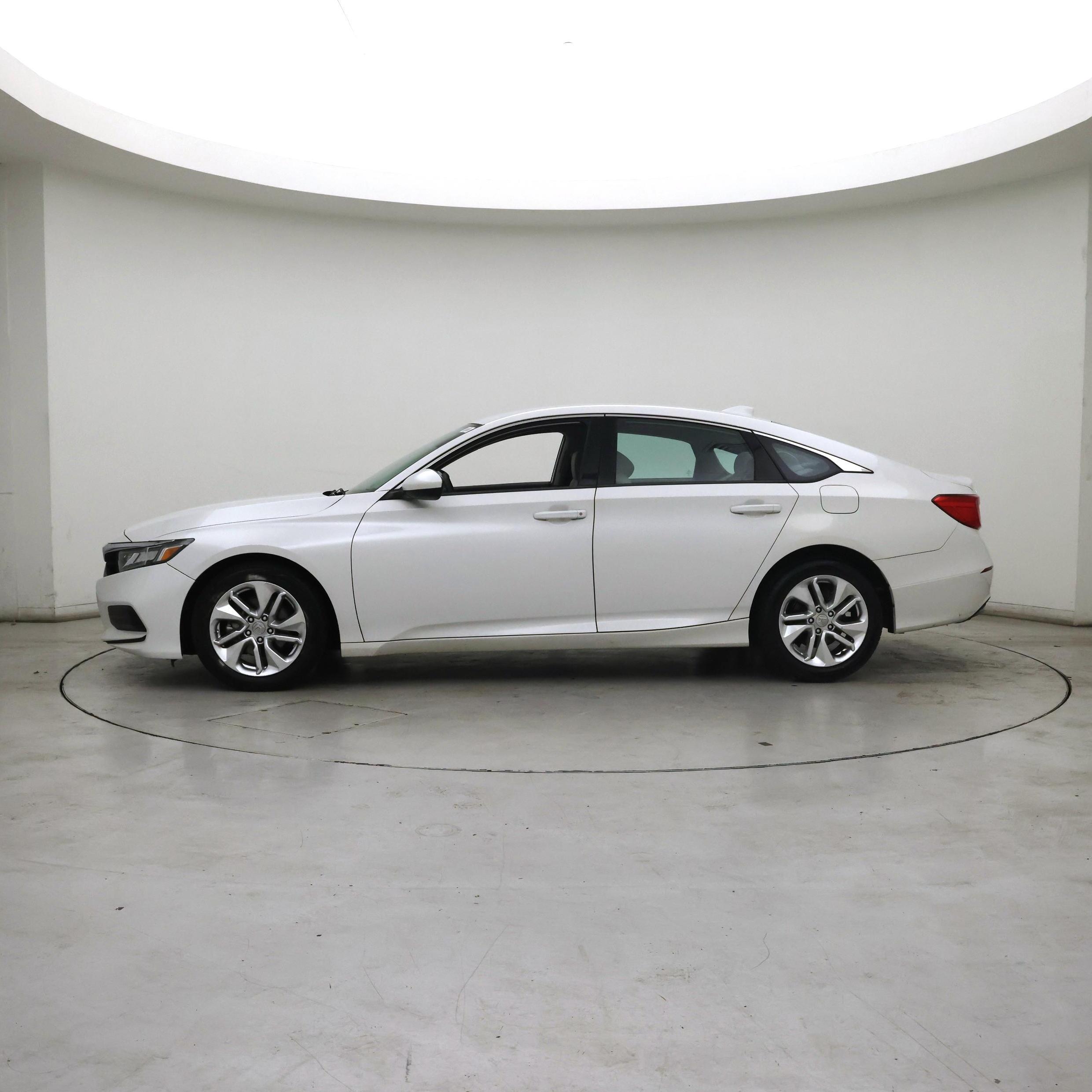 Thumbnail: 2018 Honda Accord - 3