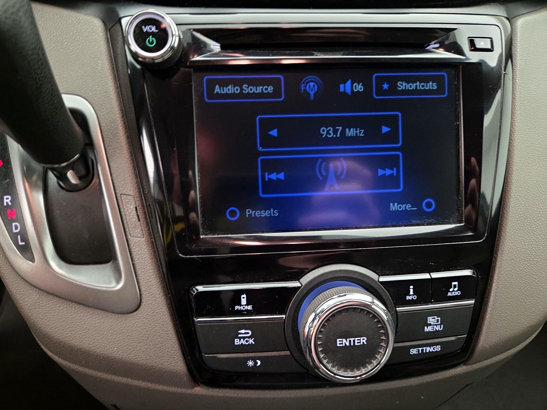 Thumbnail: 2016 Honda Odyssey - 14